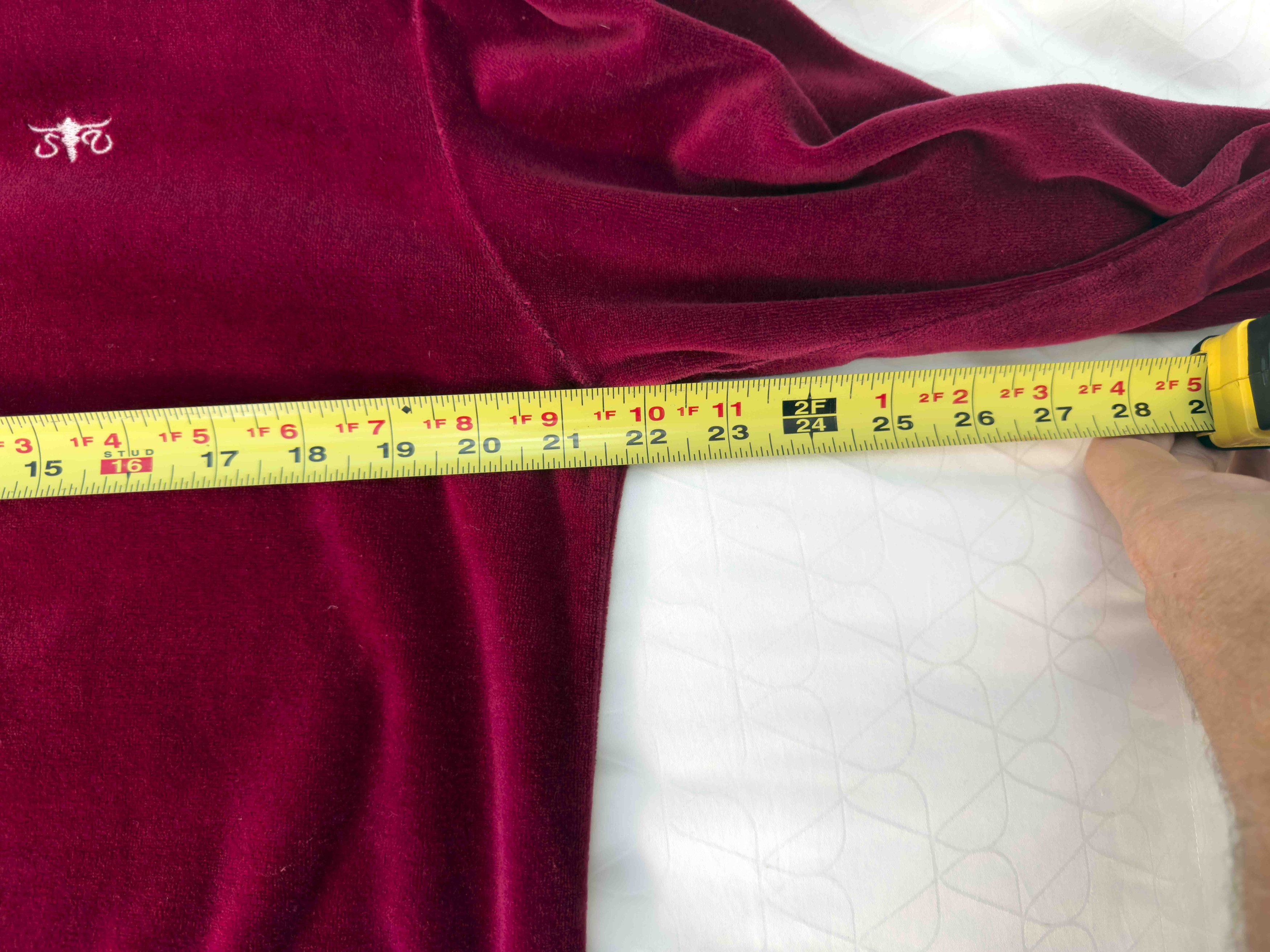 Other Vintage Sergio Valente Velour V-Neck Sweatshirt Burgundy Size US L / EU 52-54 / 3 - 7 Thumbnail