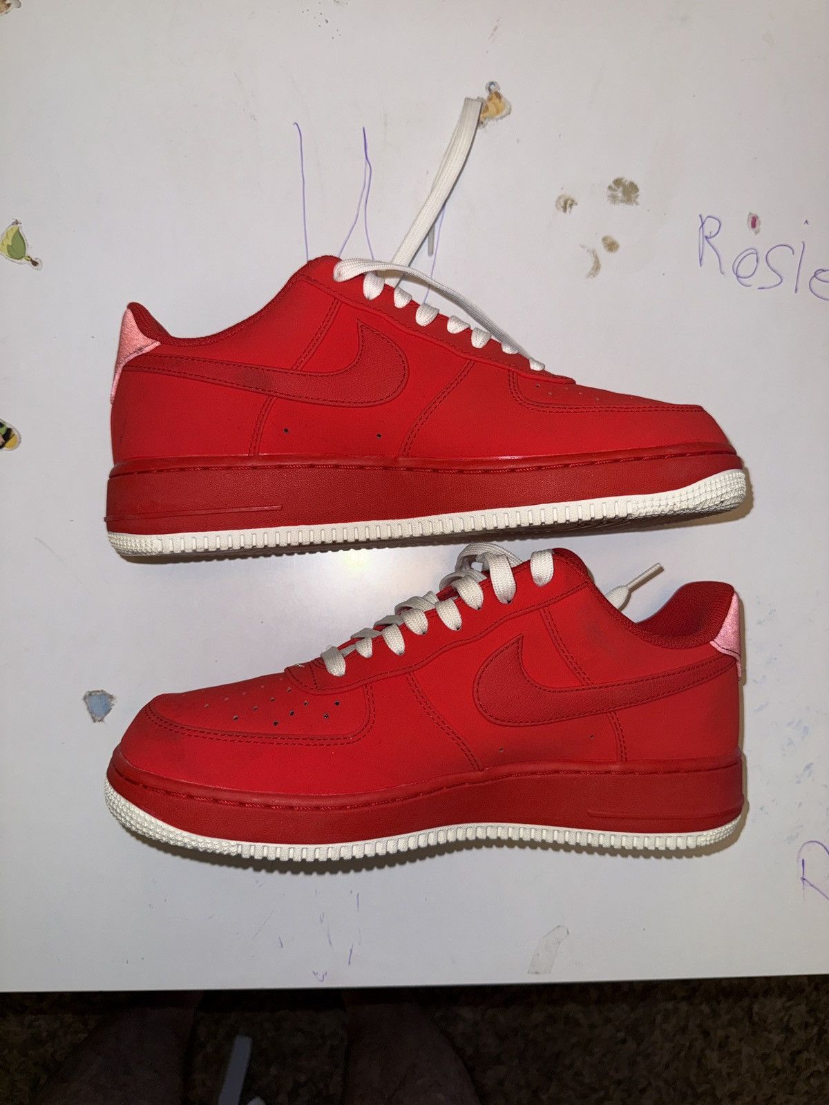 Nike Air Force 1 - red/white Size US 9 / EU 42 - 1 Thumbnail