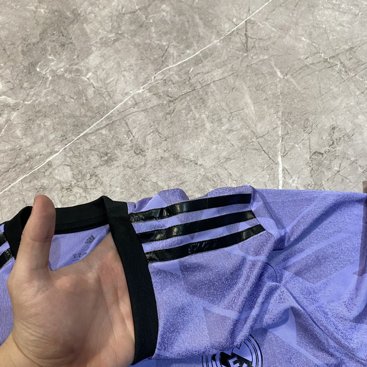 Adidas BENZEMA ! ADIDAS REAL MADRID TEE CHAMPIONS LIGA MATCH ISSUE Size US M / EU 48-50 / 2 - 13 Thumbnail