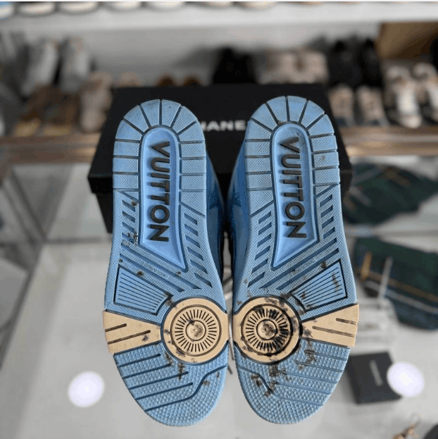 Louis Vuitton Louis Vuitton low-top shoes 41.5EU Size US 8.5 / EU 41-42 - 4 Thumbnail
