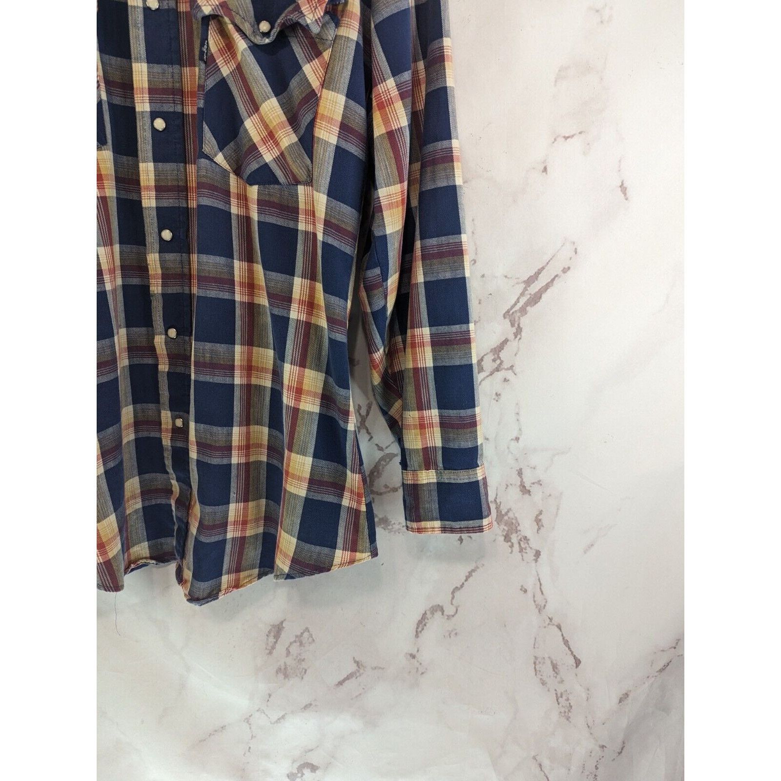 Levi's Vintage Levis Shirt Men Small Plaid Pearl Snap 80s Workwear Size US S / EU 44-46 / 1 - 4 Thumbnail