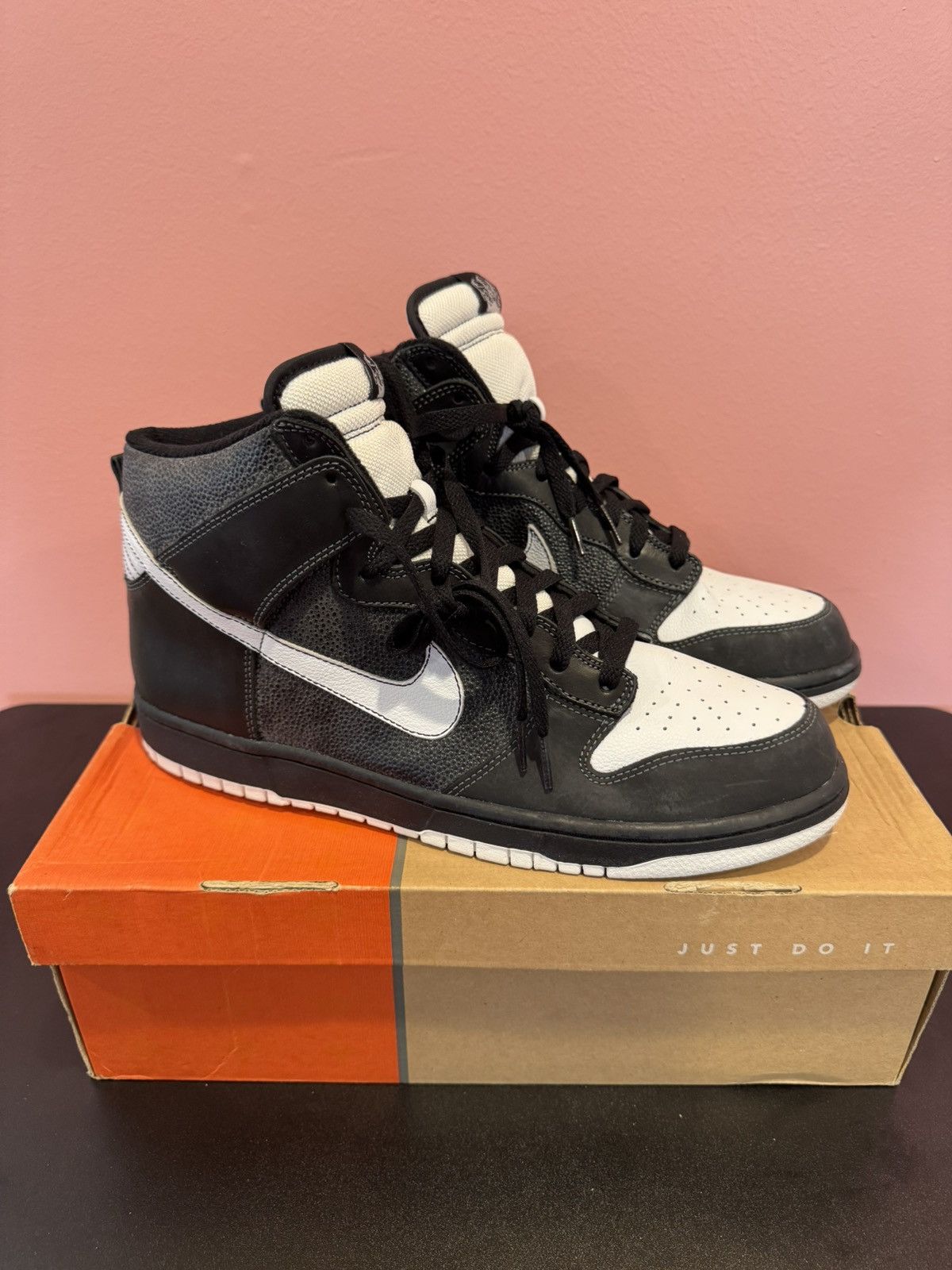 Nike Nike Dunk Premium High ‘NORT’ Clerks Pack - DS, 2006 release Size US 12 / EU 45 - 2 Thumbnail