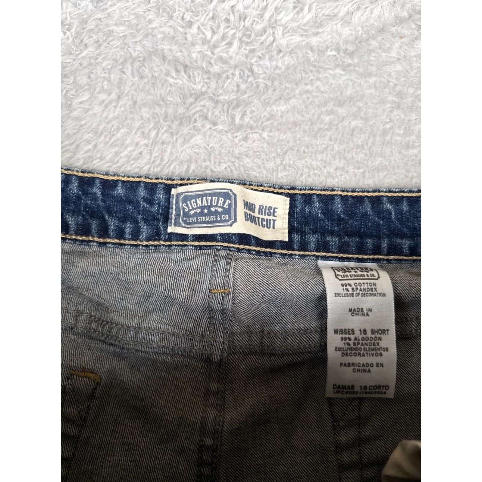 Levi's VINTAGE Size 38" / US 16 / IT 52 - 6 Thumbnail