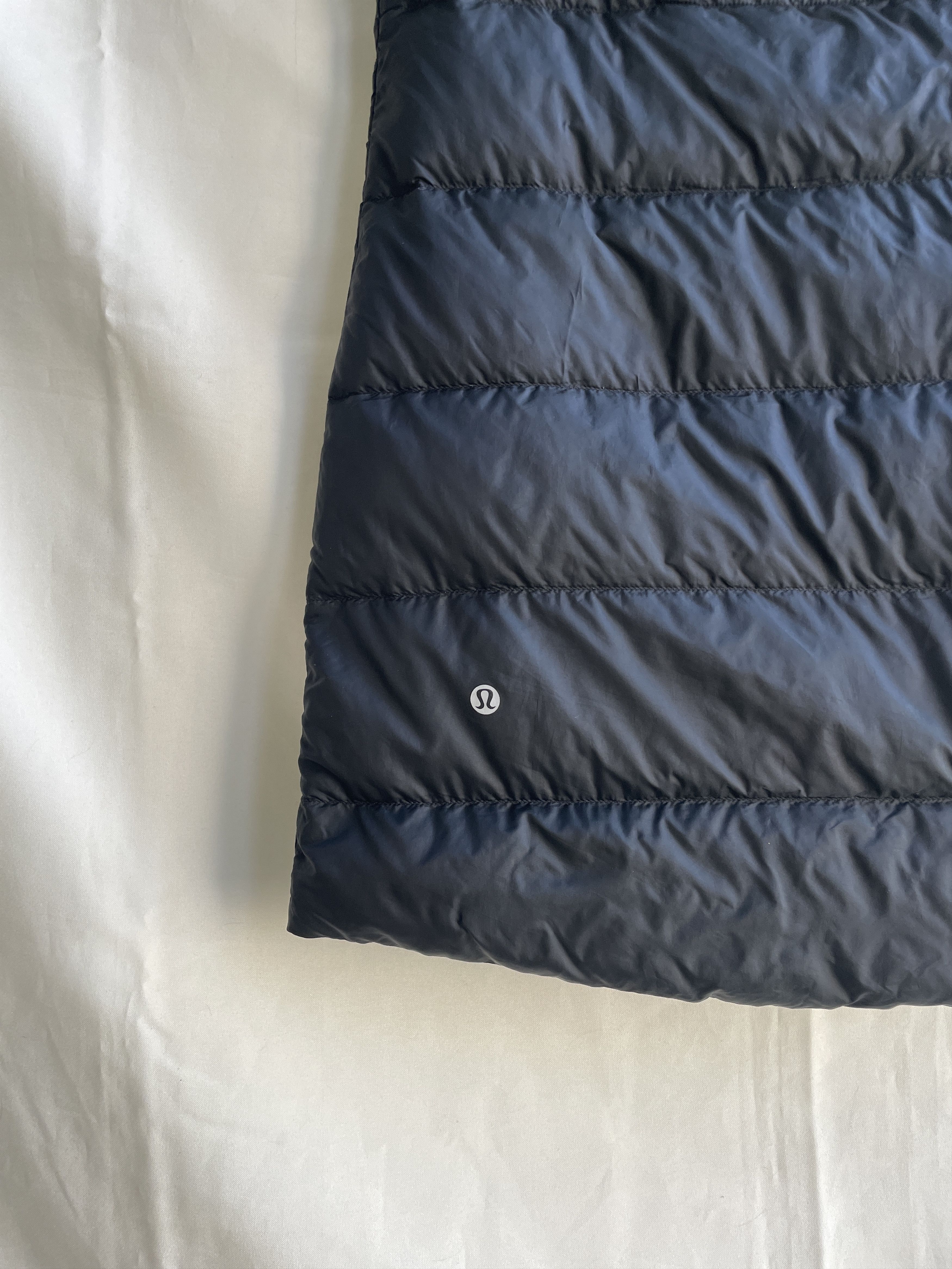 Lululemon Lululemon All Days Puffer Down Black Womens Vest Size M / US 6-8 / IT 42-44 - 6 Thumbnail
