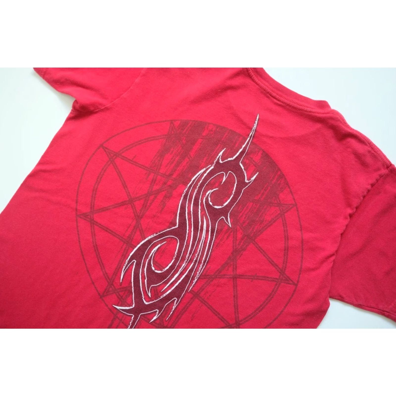 Vintage VINTAGE SLIPKNOT T-SHIRT Red Graphic Distressed Y2K IOWA TOUR BAND ROCK MUSIC SZ M Size US M / EU 48-50 / 2 - 6 Thumbnail