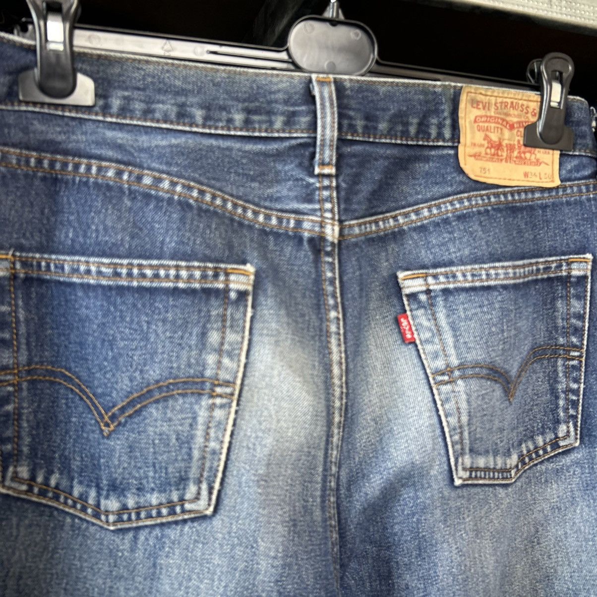 Levi's Vintage Levis 751 Blue Denim Basic Streetwear jeans Size US 32 / EU 48 - 3 Thumbnail