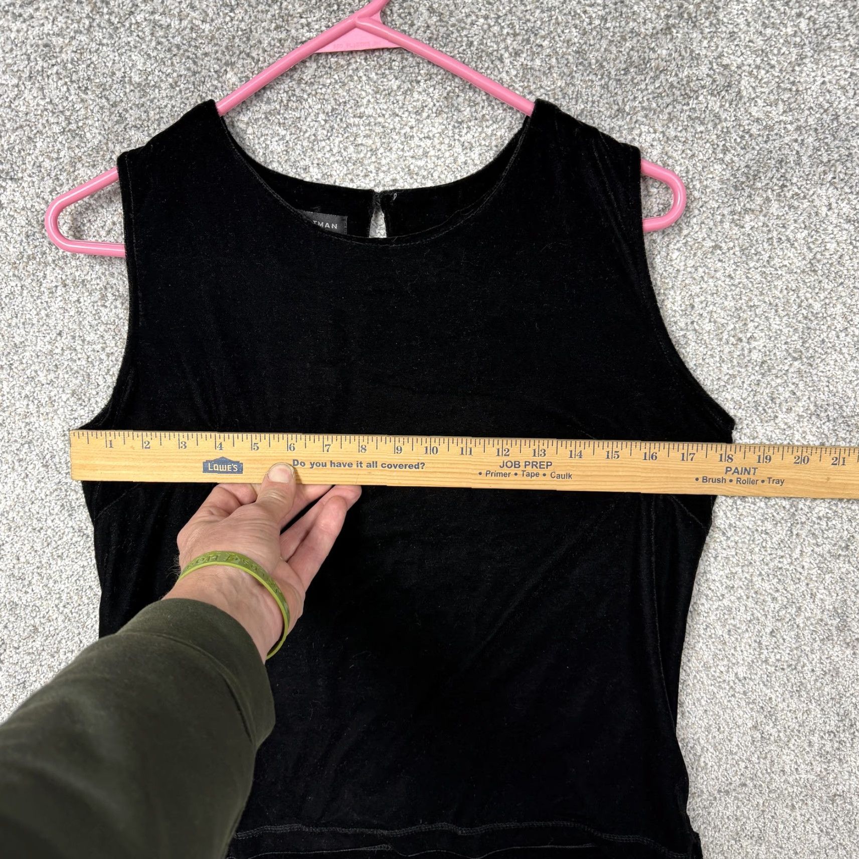 Vintage VINTAGE Hartman Studio Tank Top Women S Black Silk-Blend Velvet Crew Neck Sleeveless Basic Layering Size S / US 4 / IT 40 - 4 Thumbnail