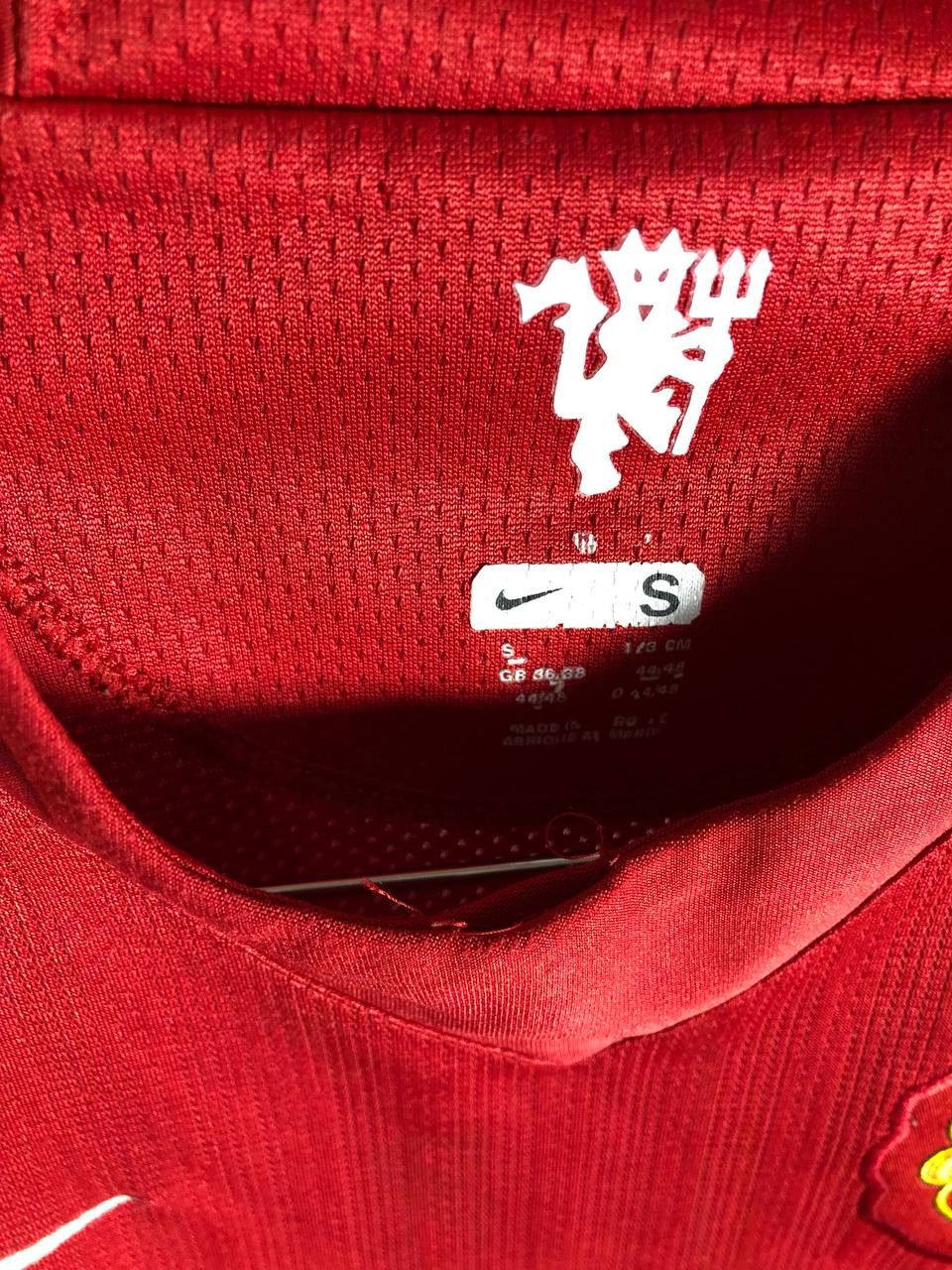 Nike Vintage Nike FC Manchester United England Soccer Jersey Y2K Size US S / EU 44-46 / 1 - 6 Thumbnail