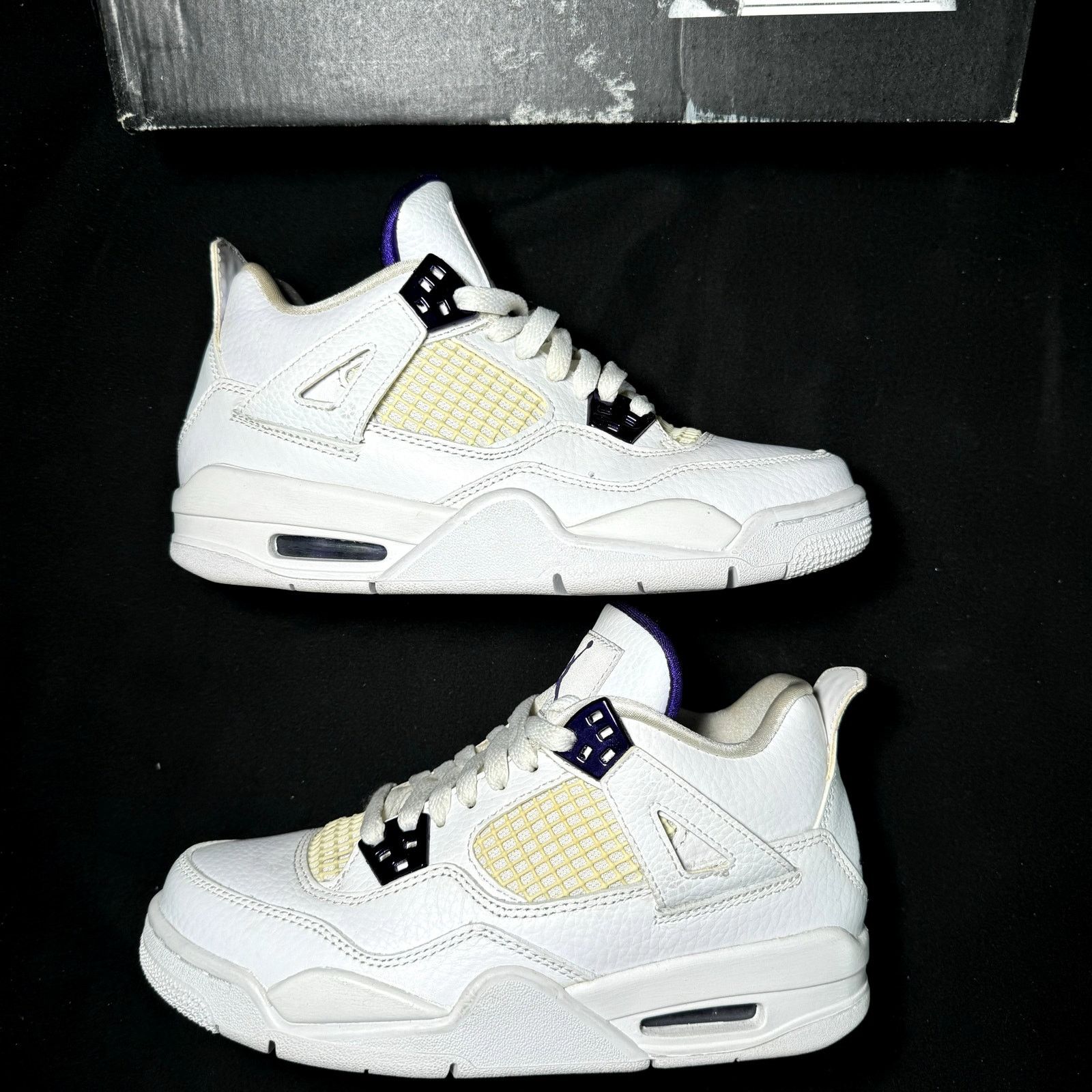 Jordan Brand × Nike Size 5 - Air Jordan 4 Retro GS Purple Metallic Men's Shoes Size US 5 / EU 37 - 2 Thumbnail