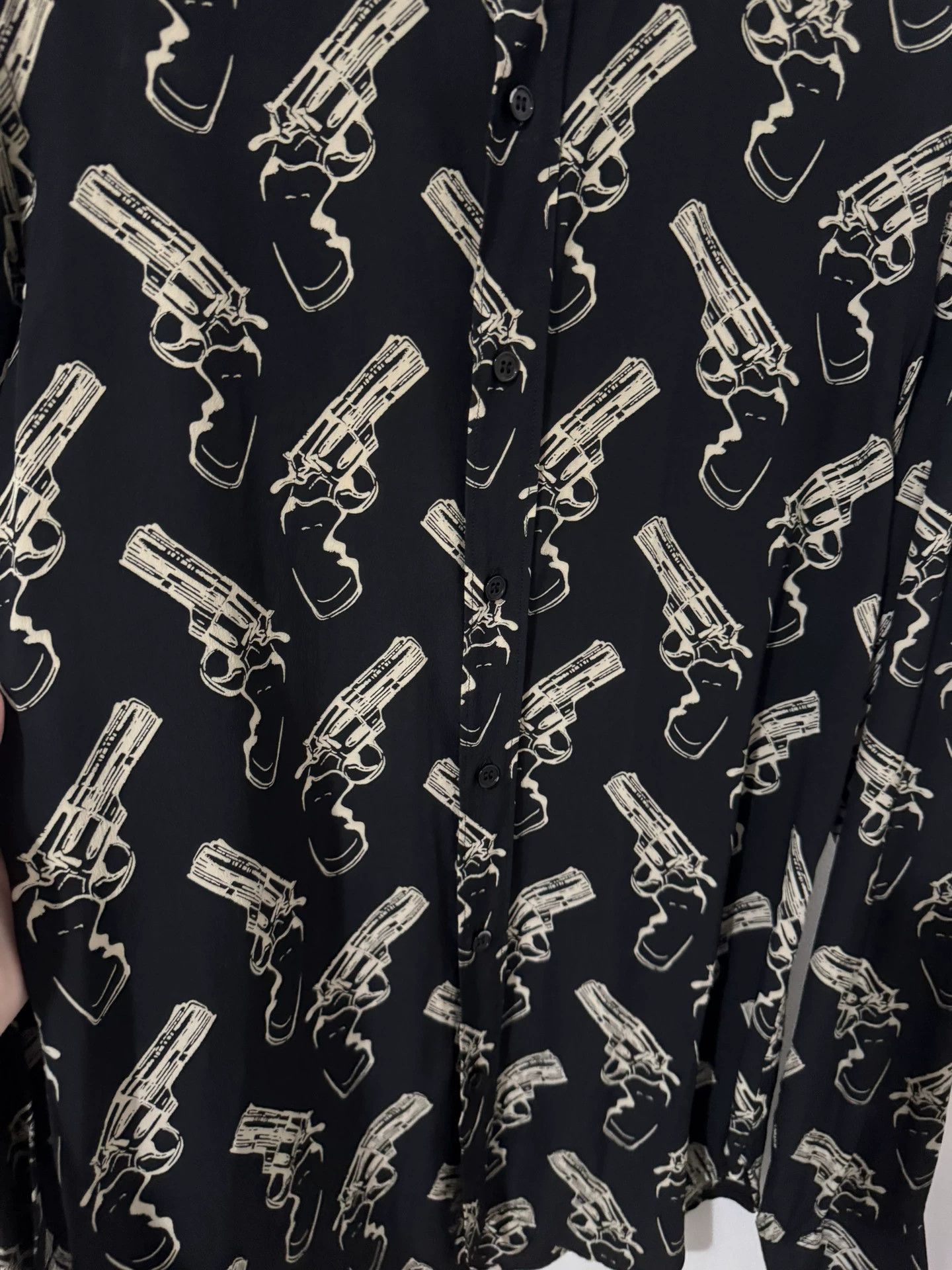 Saint Laurent Paris Saint Laurent All-Over Print Pistol Revolver Shirt Size US S / EU 44-46 / 1 - 3 Thumbnail