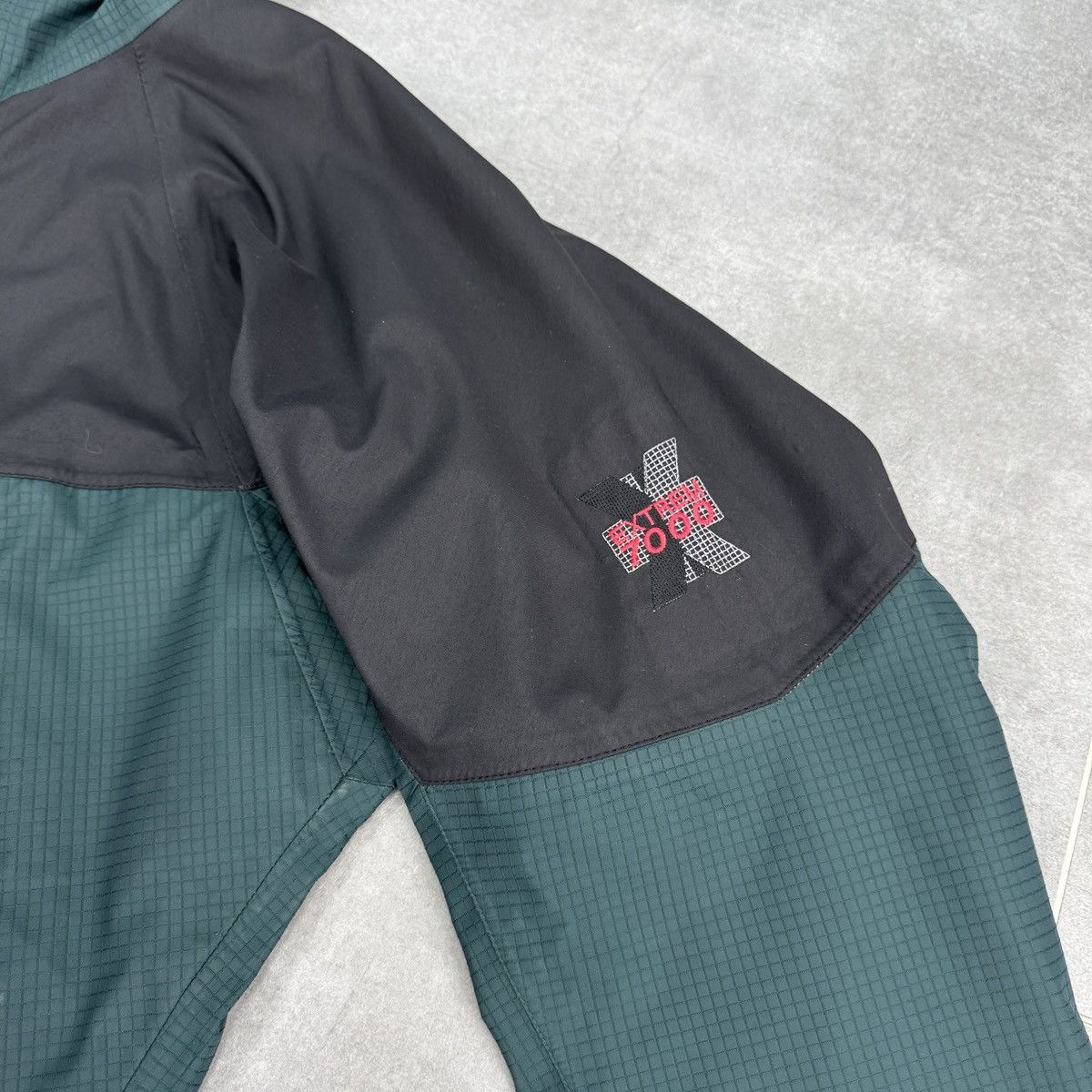 Berghaus Vintage Berghaus Extrem 7000 Gore-Tex Fabric Coat Jacket 90s Size US XL / EU 56 / 4 - 8 Thumbnail