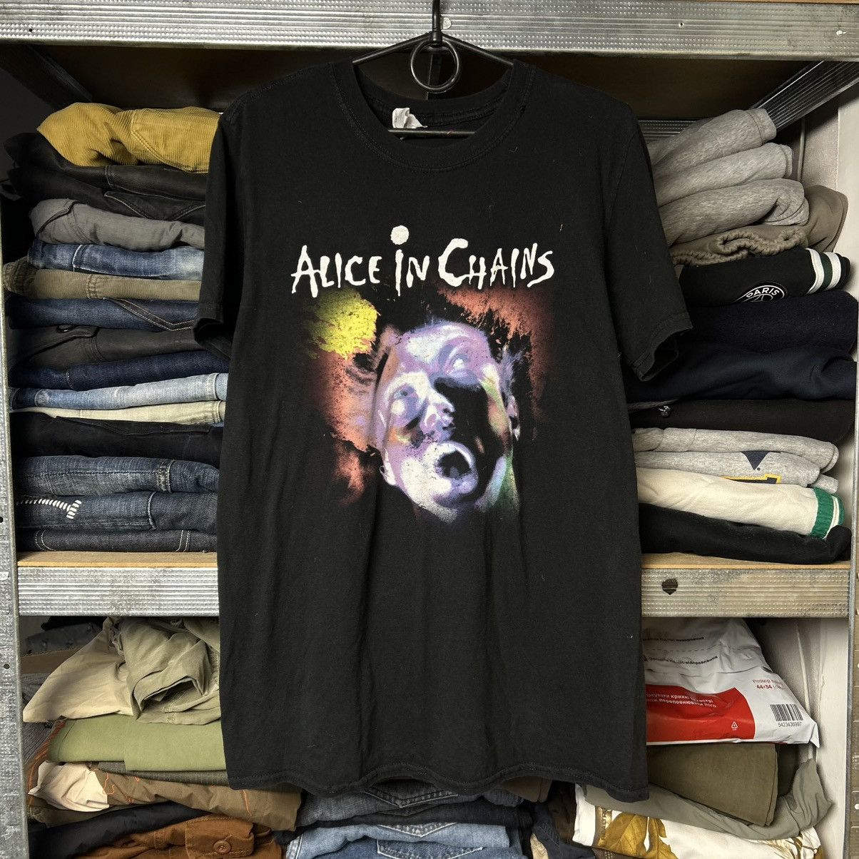Band Tees Vintage Alice In Chains big graphic logo 2000’s rock band te Size US M / EU 48-50 / 2 - 1 Thumbnail