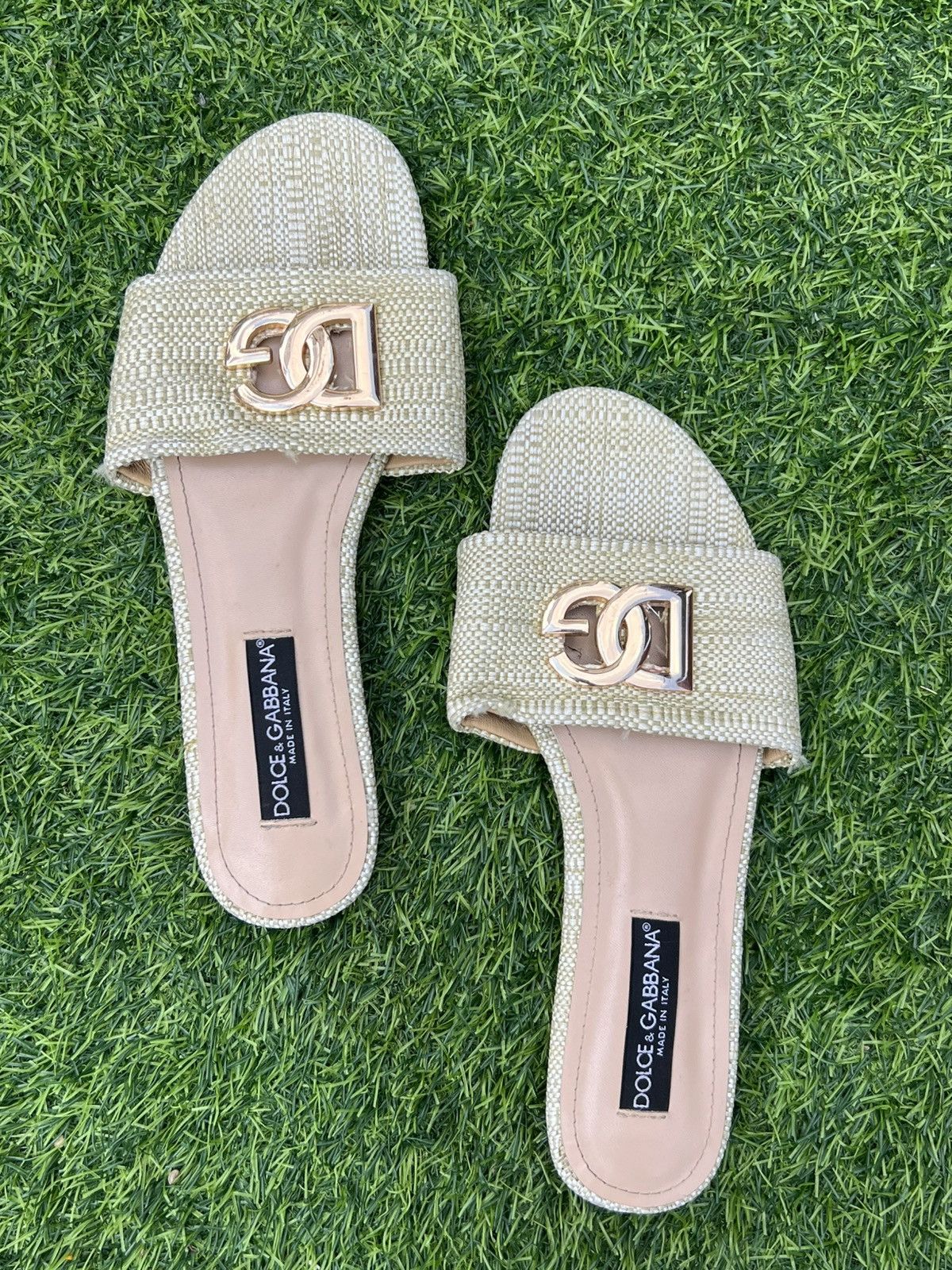 Dolce & Gabbana Dolce & Gabbana DG Logo Woven Raffia Slide Sandals -size 39 Size US 9 / IT 39 - 13 Thumbnail