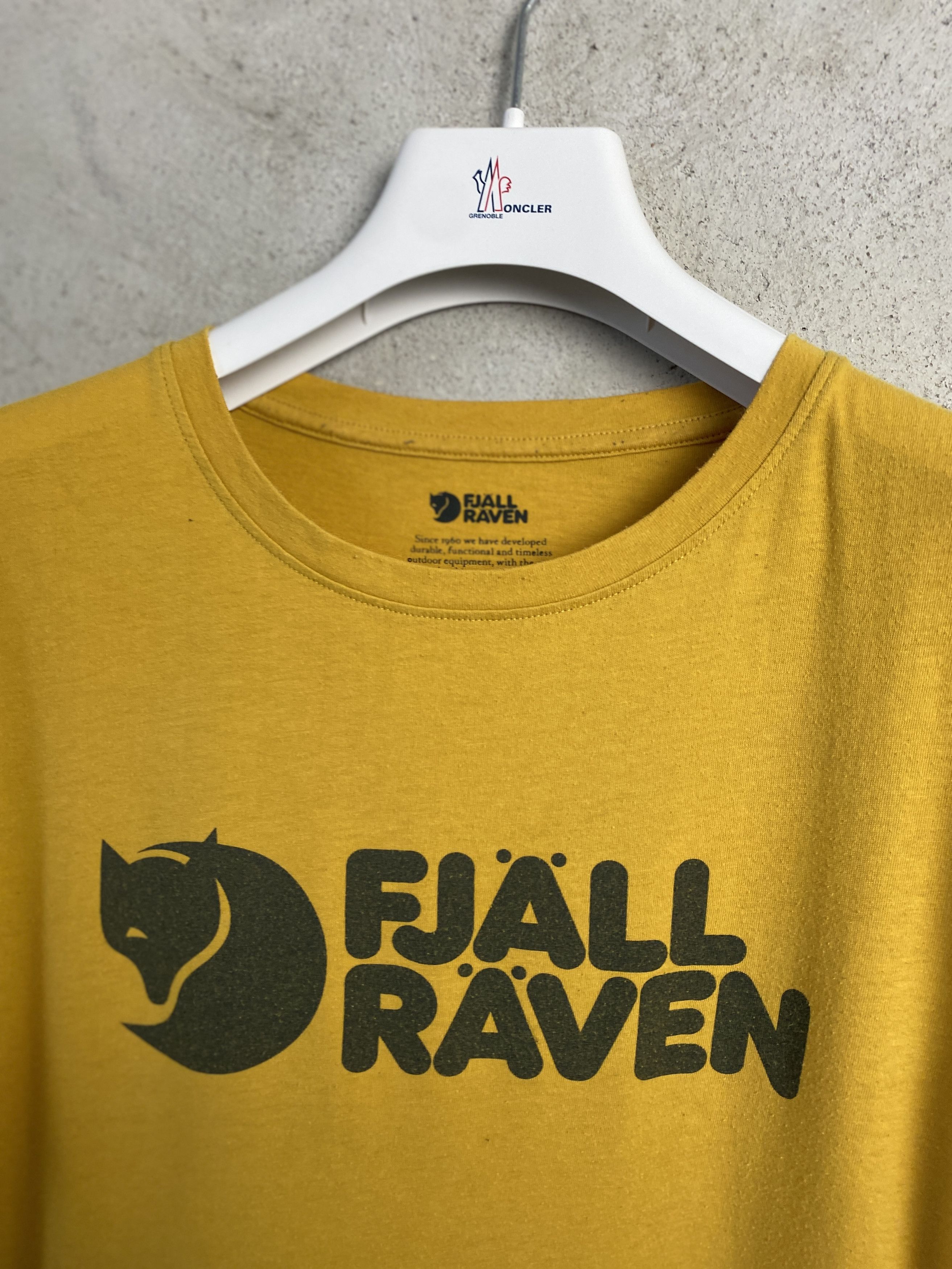 Fjallraven Fjallraven big logo t-shirt tee outdoor Size US S / EU 44-46 / 1 - 2 Thumbnail