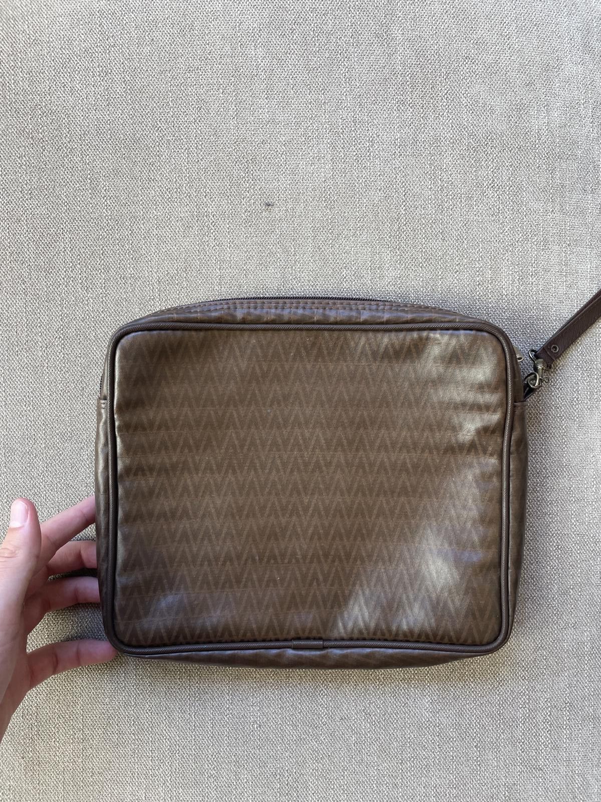 Mario Valentino Mario Valentino Clutch Bag MV Mark PVC x Leather F1881 Size ONE SIZE - 2 Thumbnail