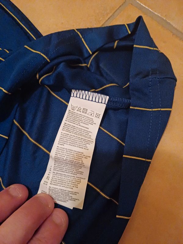 Joma Joma Hellas Verona 2024-25 home shirt Size US L / EU 52-54 / 3 - 12 Thumbnail