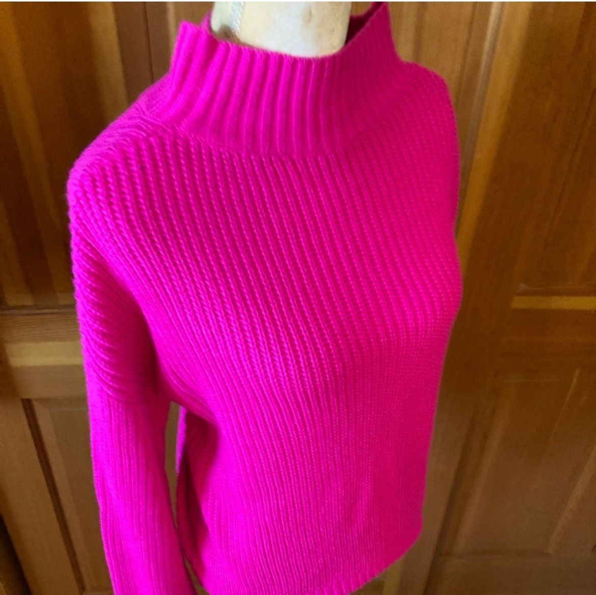 Designer × Other NWT, Lavishly Paris Ribbed Knit Mock Neck Sweater. Size M / US 6-8 / IT 42-44 - 3 Thumbnail