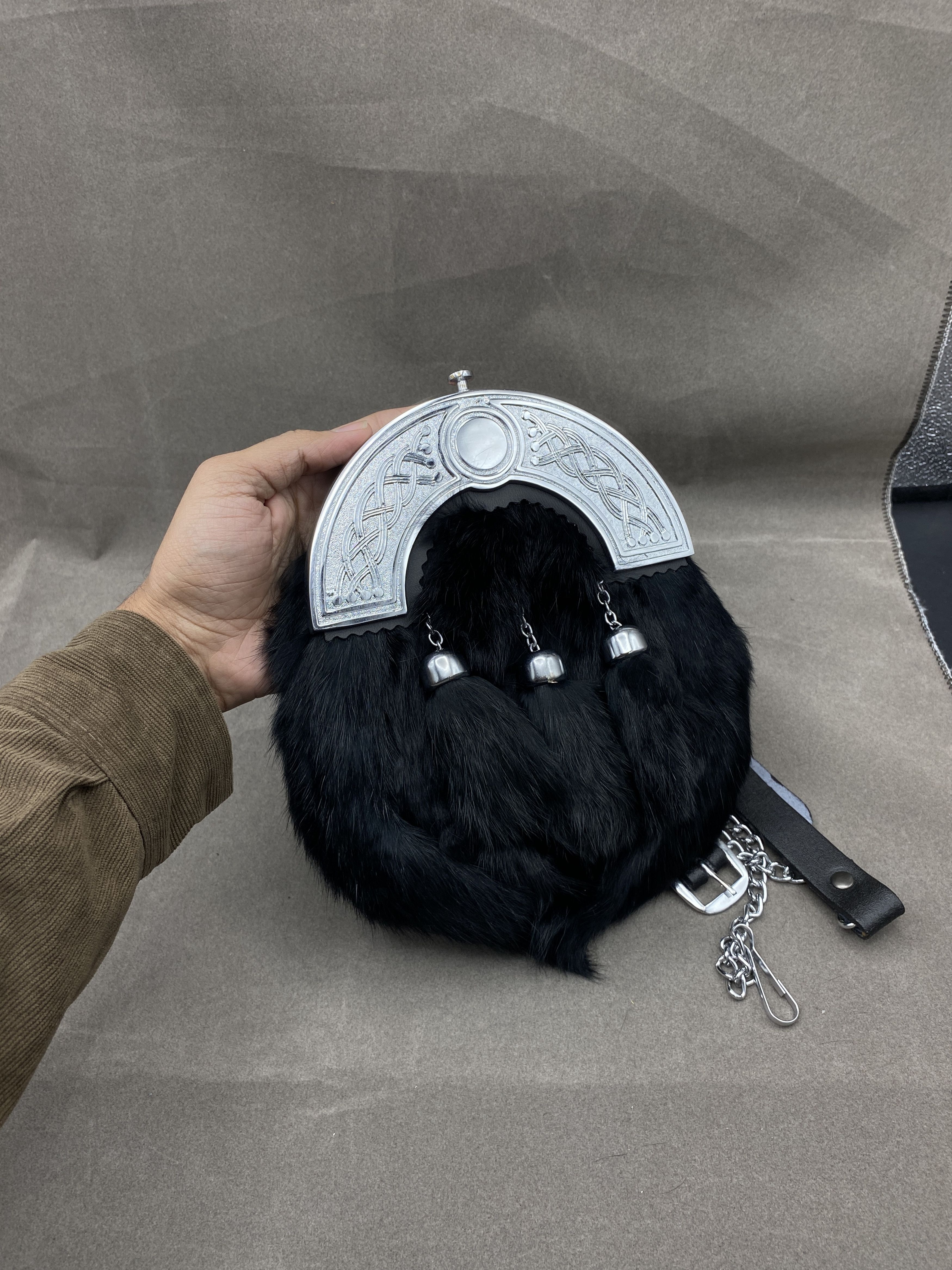 Leather × Other Chrome Head Triple Thistle Black Rabbit Fur Sporran Size ONE SIZE - 3 Thumbnail