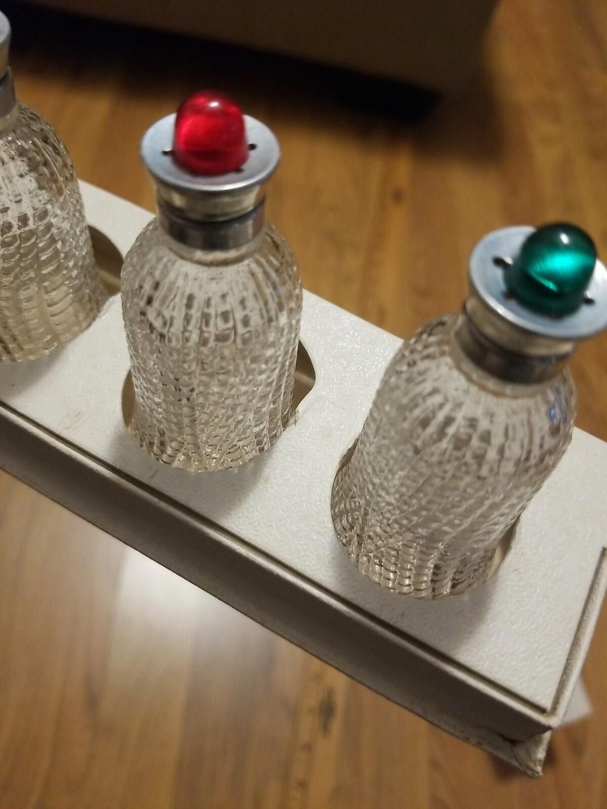 Other Vtg Jeweled Tassel Salt N' Pepper Set DART CRAFTSMAN 4 pcs. Size ONE SIZE - 1 Thumbnail