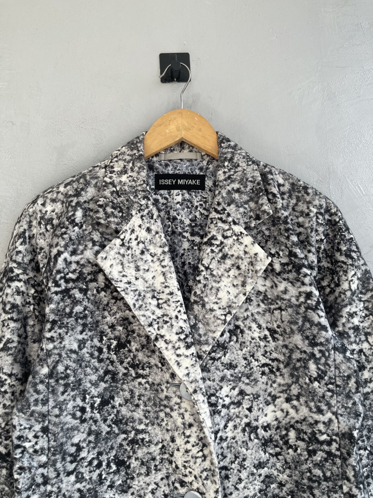 Issey Miyake Issey Miyake AW01 Marble Pattern Coat Size US M / EU 48-50 / 2 - 4 Thumbnail