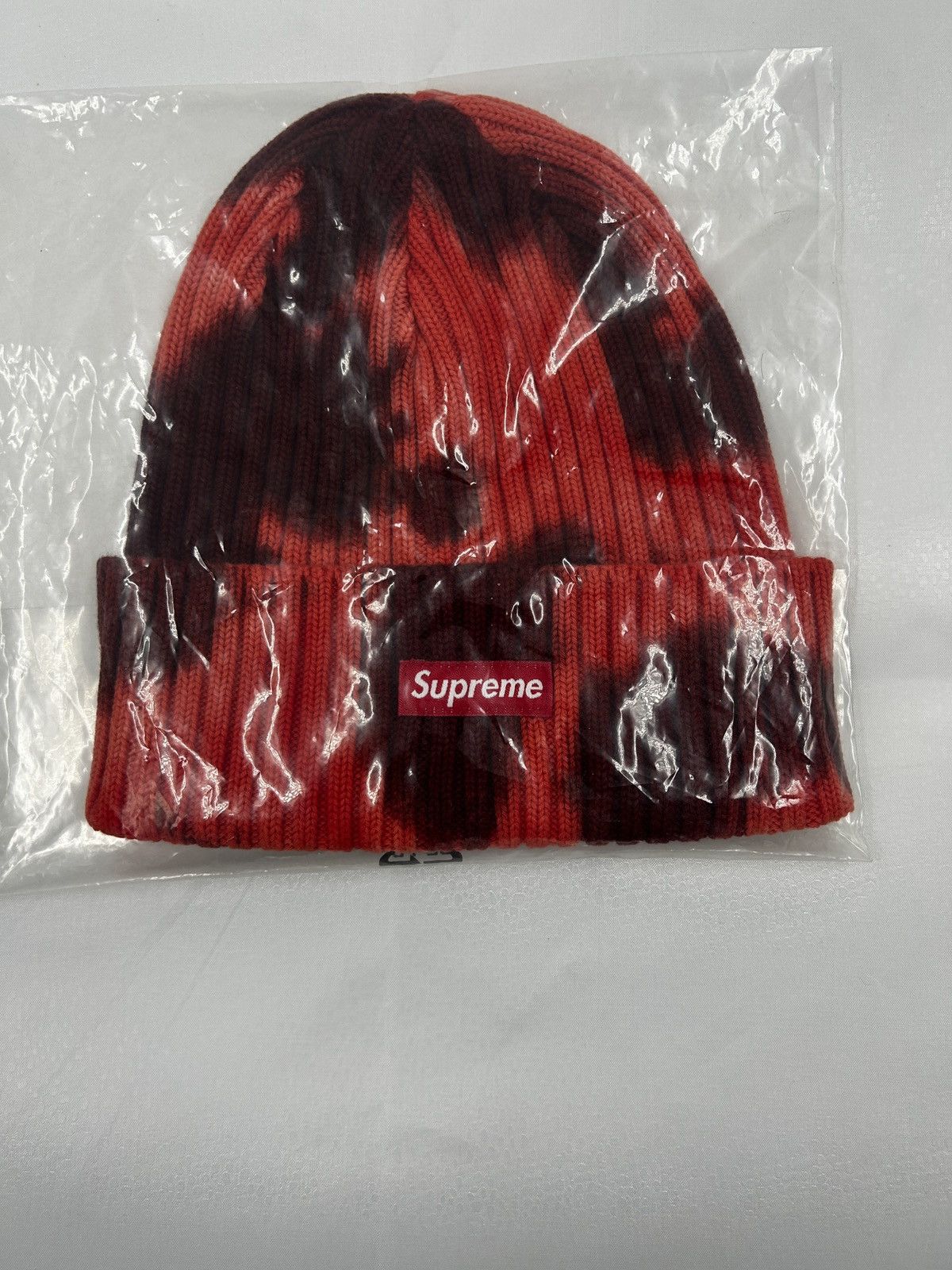 Supreme Supreme Overdyed Beanie Red Splat Size ONE SIZE - 1 Thumbnail