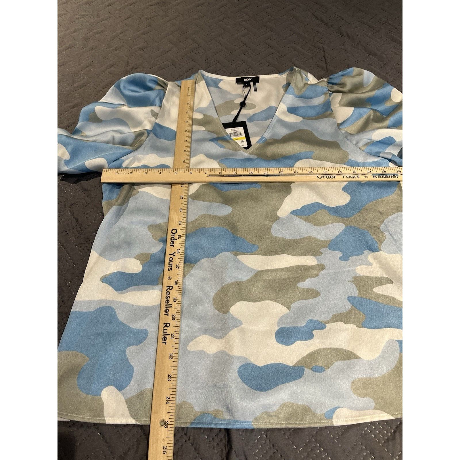 DKNY DKNY Women's M balloon sleeve blue camo blouse NWT Size M / US 6-8 / IT 42-44 - 3 Thumbnail
