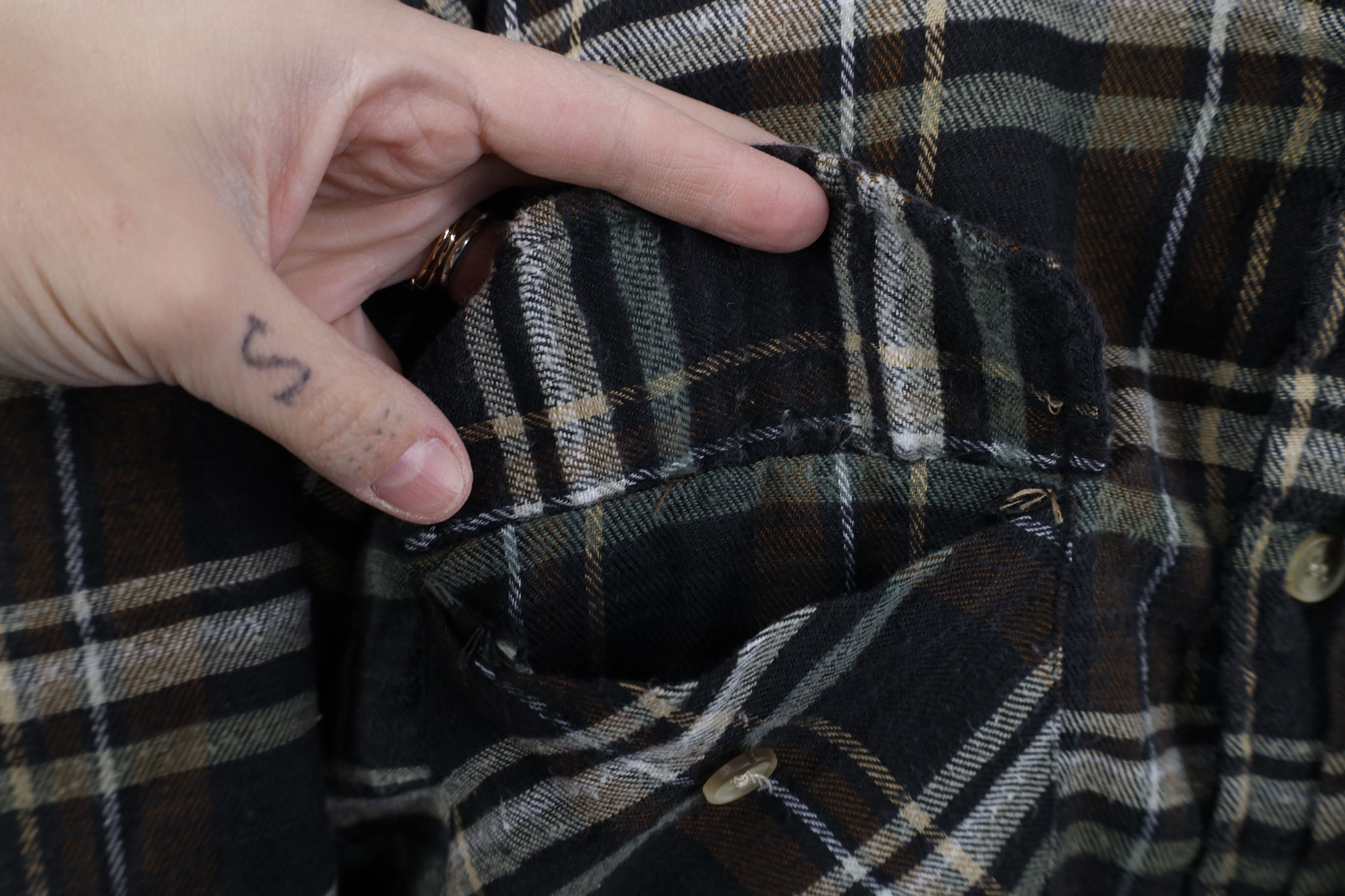 Vintage Vintage 90s Streetwear Quilted Flannel Shirt Jacket Plaid Size US XL / EU 56 / 4 - 6 Thumbnail