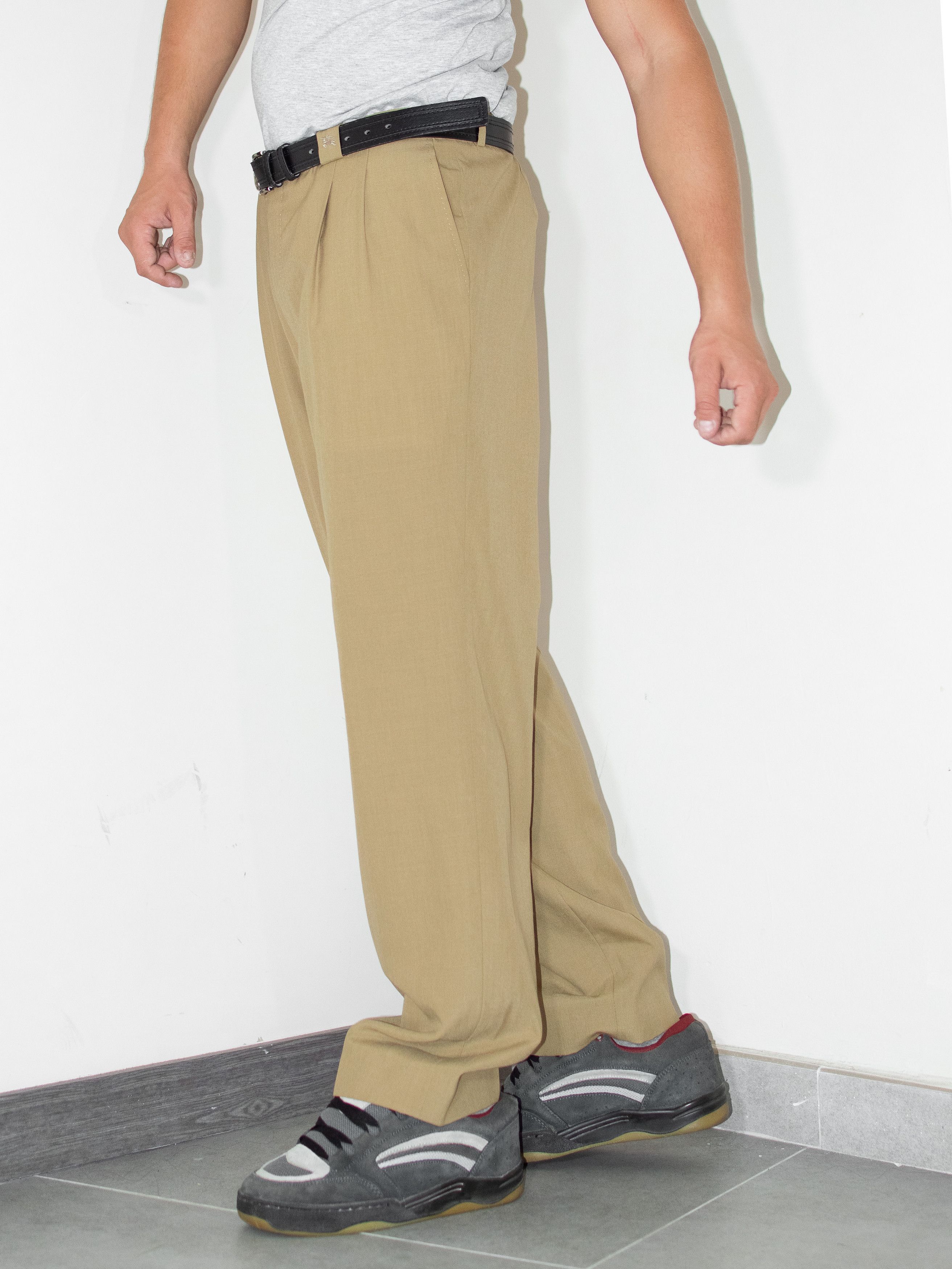 Burberry × Designer × Vintage 90s OG vintage Beige/brown Baggy fit Burberry chino Trousers Size US 29 - 5 Thumbnail