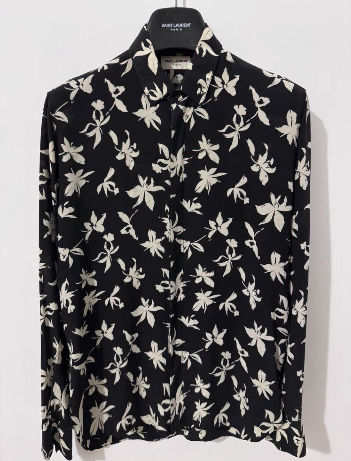 Saint Laurent Paris SLP 21SS Runway All-Over Wild Orchid Print Silk Shirt Size US M / EU 48-50 / 2 - 1 Thumbnail