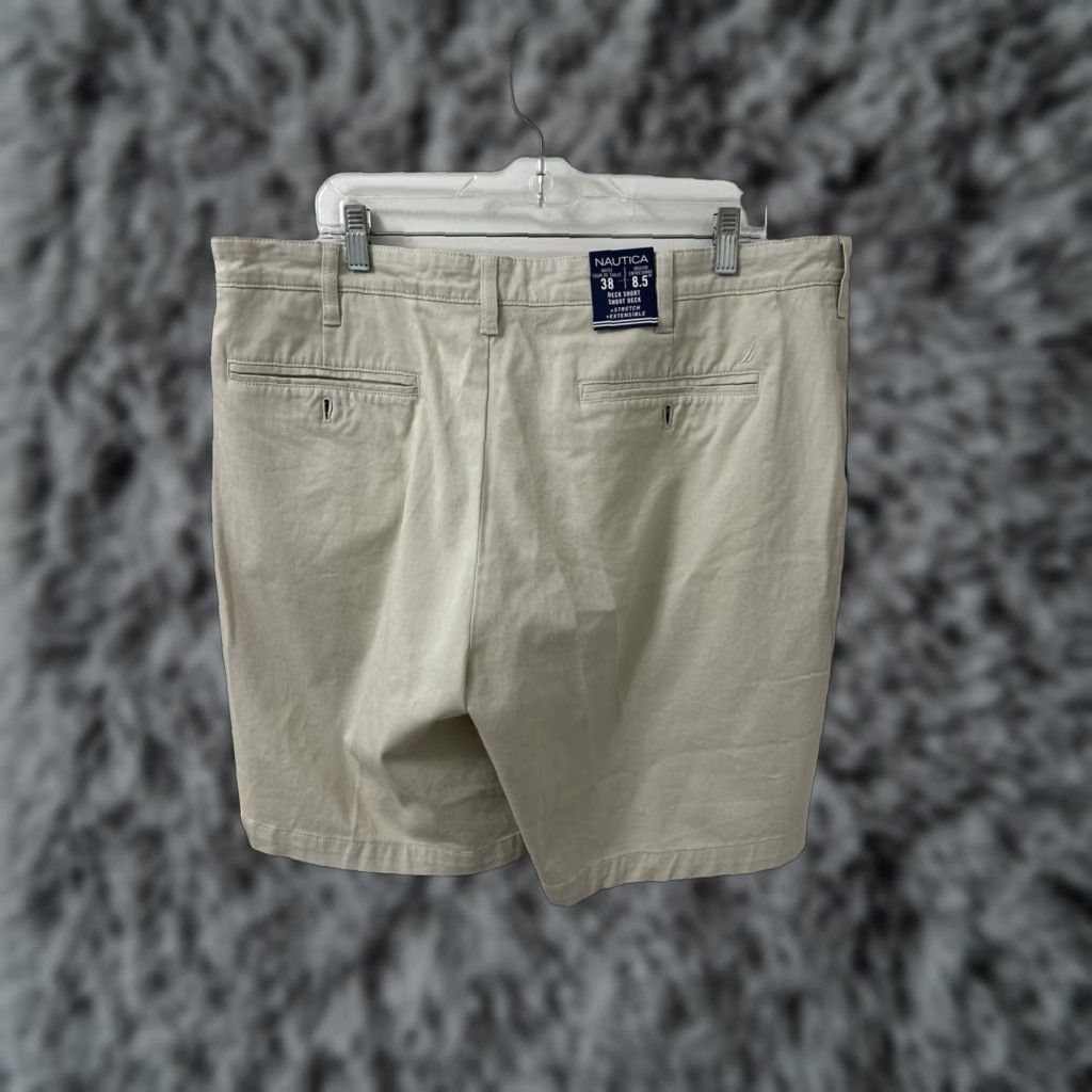 Nautica Nautica Deck Shorts Beige Classic Fit Stretch 8.5" Inseam NWT Size 38 Men Casual Chino Flat Front Pocket Size US 38 / EU 54 - 1 Thumbnail
