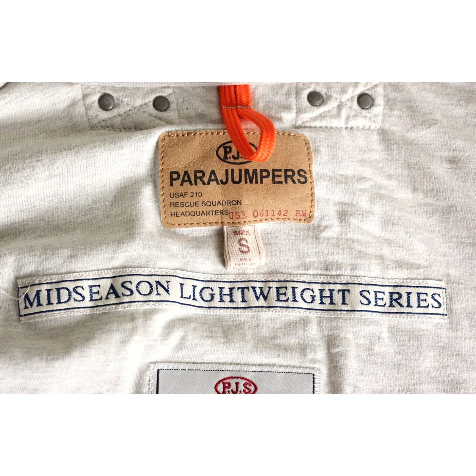 Parajumpers PARAJUMPERS Midseason Lightweight Series Jacket Women S Beige Logo Bomber Jacket Sci Size S / US 4 / IT 40 - 7 Thumbnail