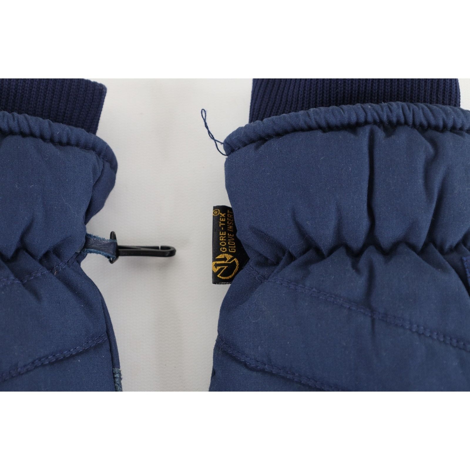 Vintage Vintage 90s Streetwear Thinsulate Insulated Goretex Gloves Size ONE SIZE - 2 Thumbnail