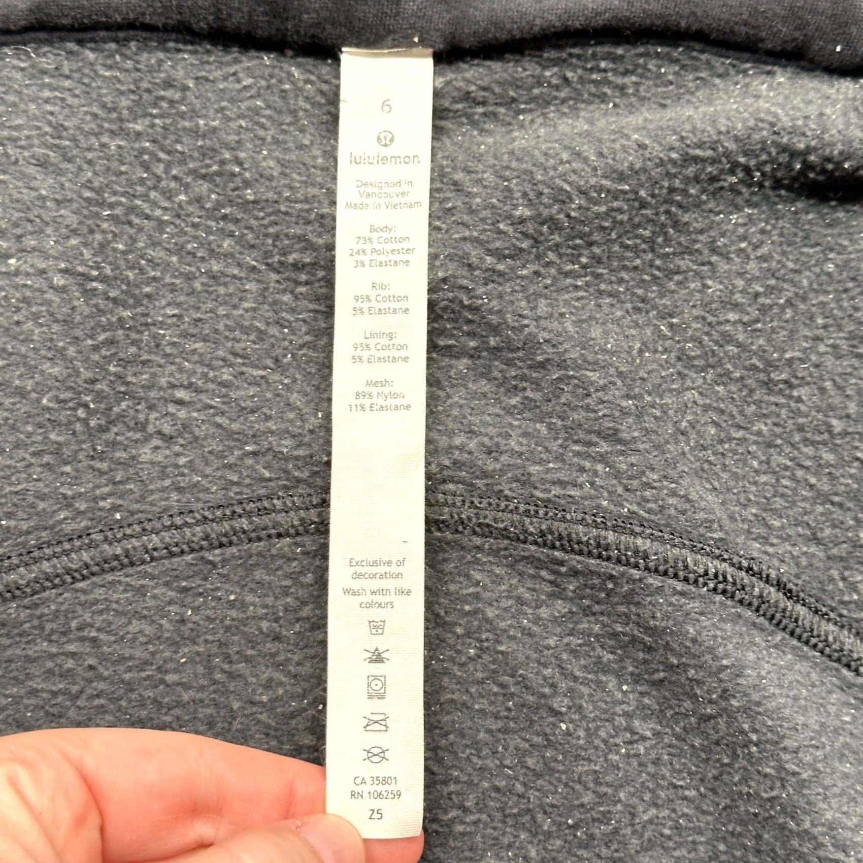 Lululemon VINTAGE? Lululemon Scuba Hoodie Jacket Womens 6 Camouflage Black Gray Full Zip Jacket Womens 6 Black Gray Camouflage Full Zip Mens? Size M / US 6-8 / IT 42-44 - 3 Thumbnail