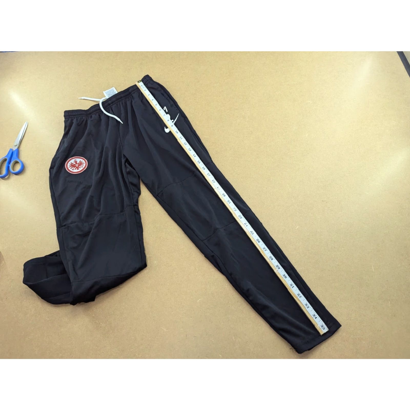 Nike Nike Eintracht Frankfurt 2023-2024 Track Pants M Football Training Pants Nike Size US 31 - 6 Thumbnail