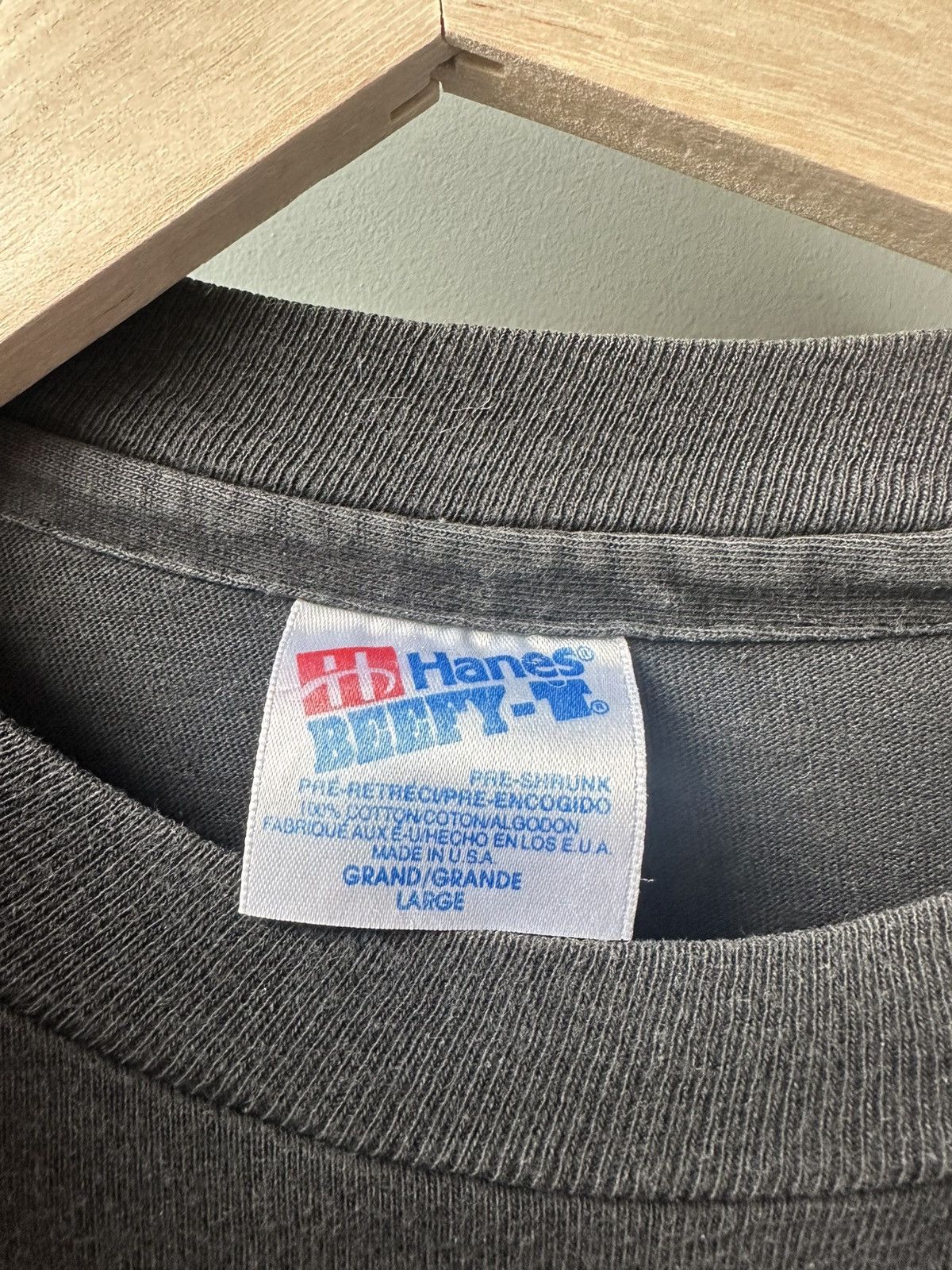 Hanes Vintage Barkerville B.C. The High & The 10 Mighty Eagle 90s Size US L / EU 52-54 / 3 - 3 Thumbnail