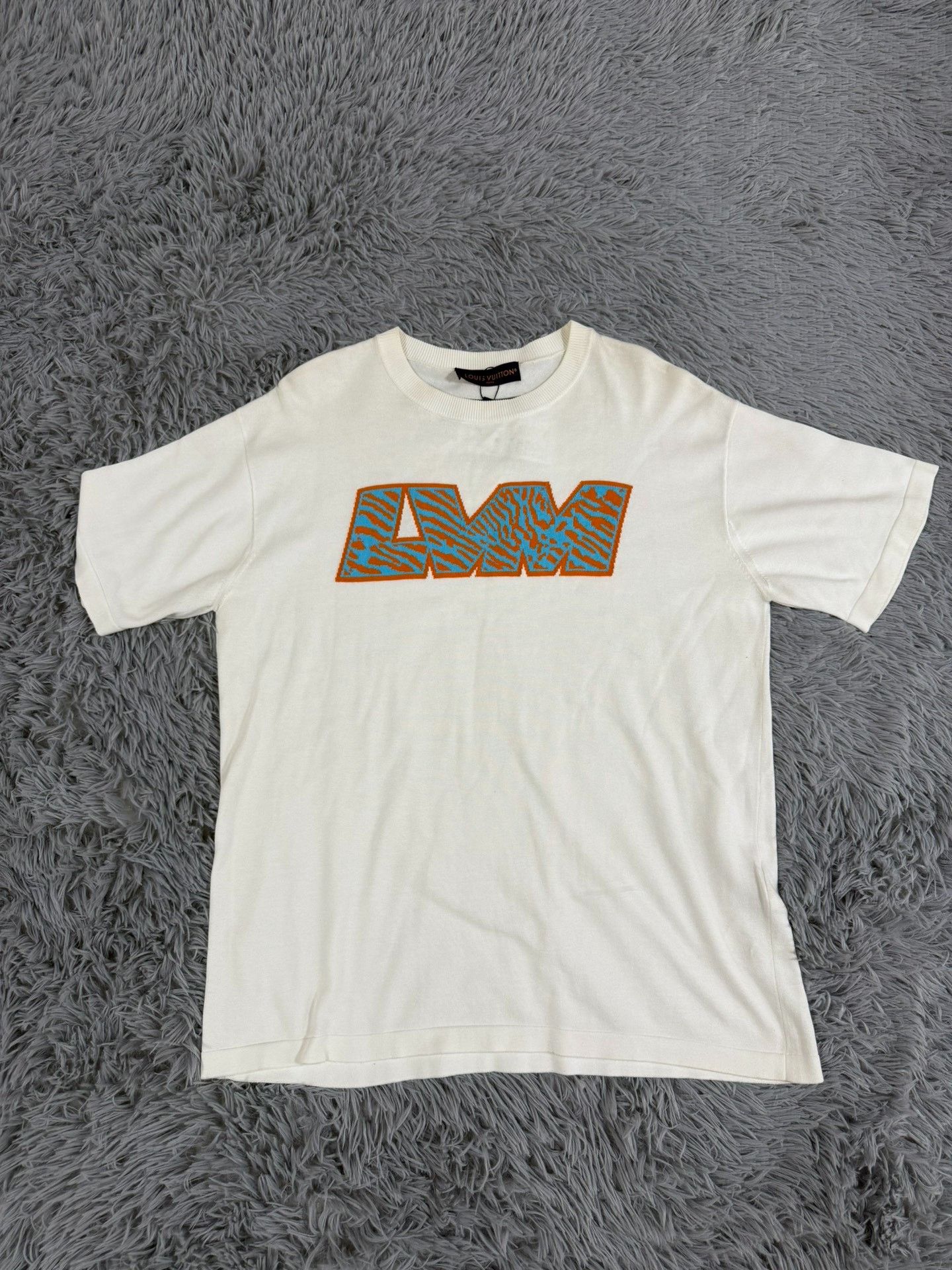 Louis Vuitton Louis Vuitton Knit White T-Shirt M Women Size M / US 6-8 / IT 42-44 - 1 Thumbnail
