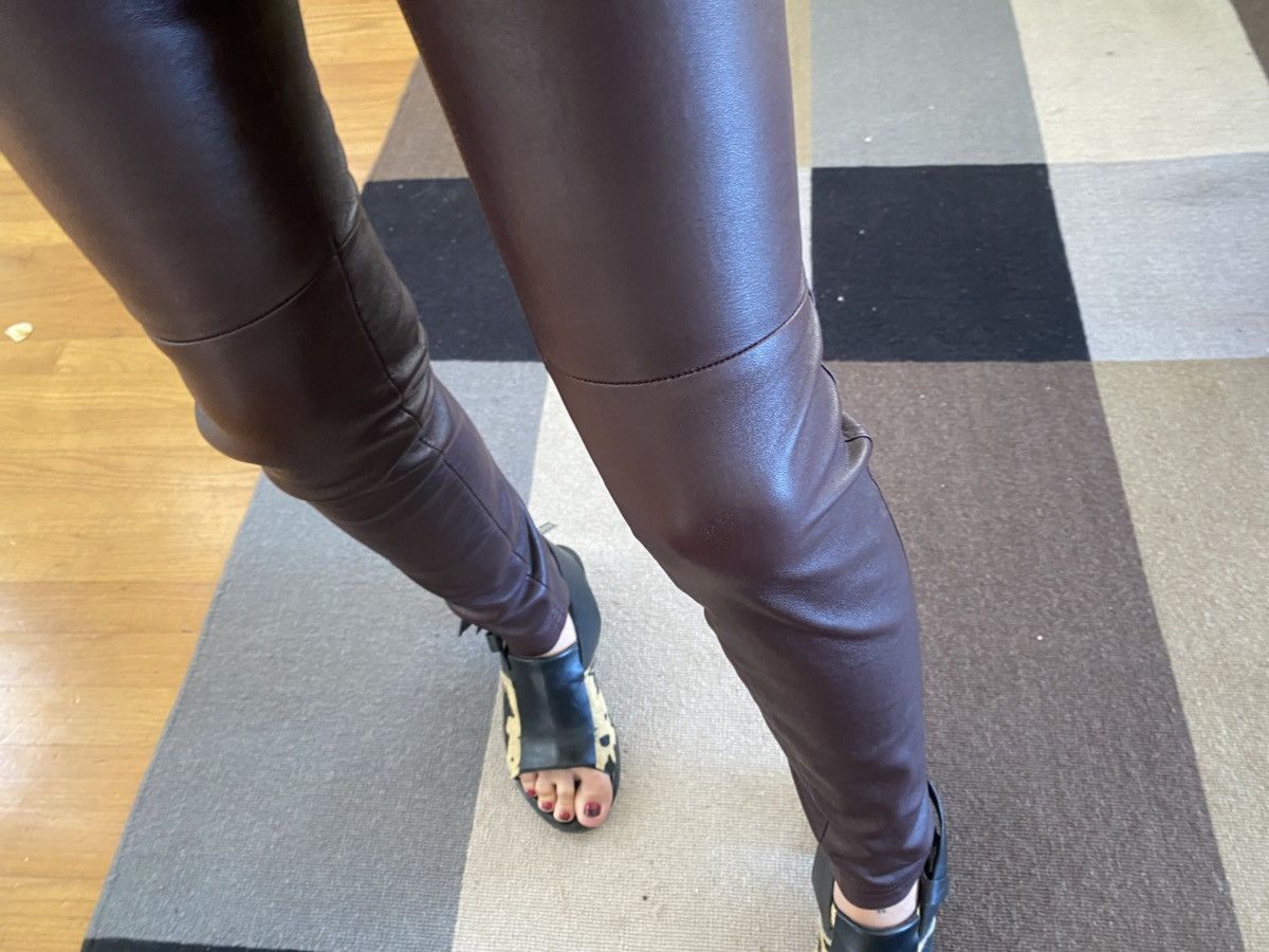 Givenchy Givency leather pants, burgundy (rare luxury) Size 24" / US 00 / IT 34 - 5 Thumbnail