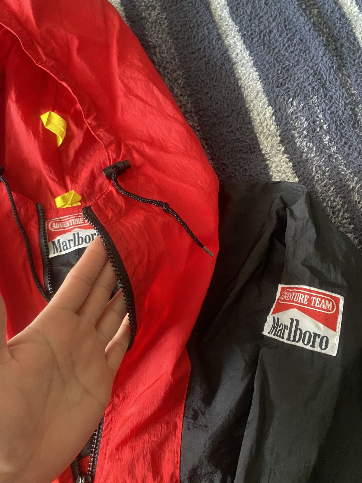 Vintage Marlboro adventure team windbreaker Size US L / EU 52-54 / 3 - 5 Thumbnail