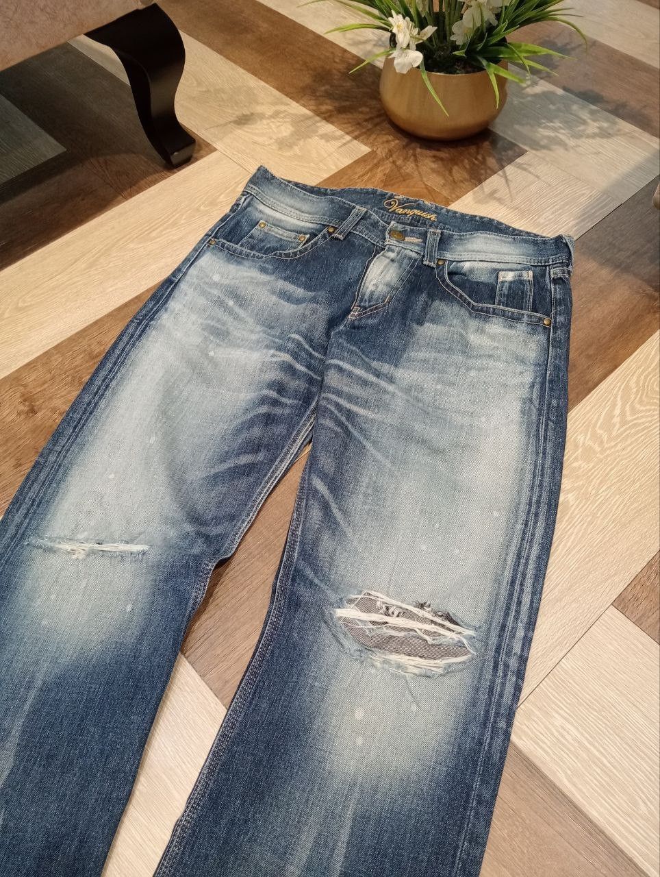 Vanquish VANQUISH GOLD JAPAN BLUE DISTRESSED DENIM PANTS Size US 34 / EU 50 - 5 Thumbnail