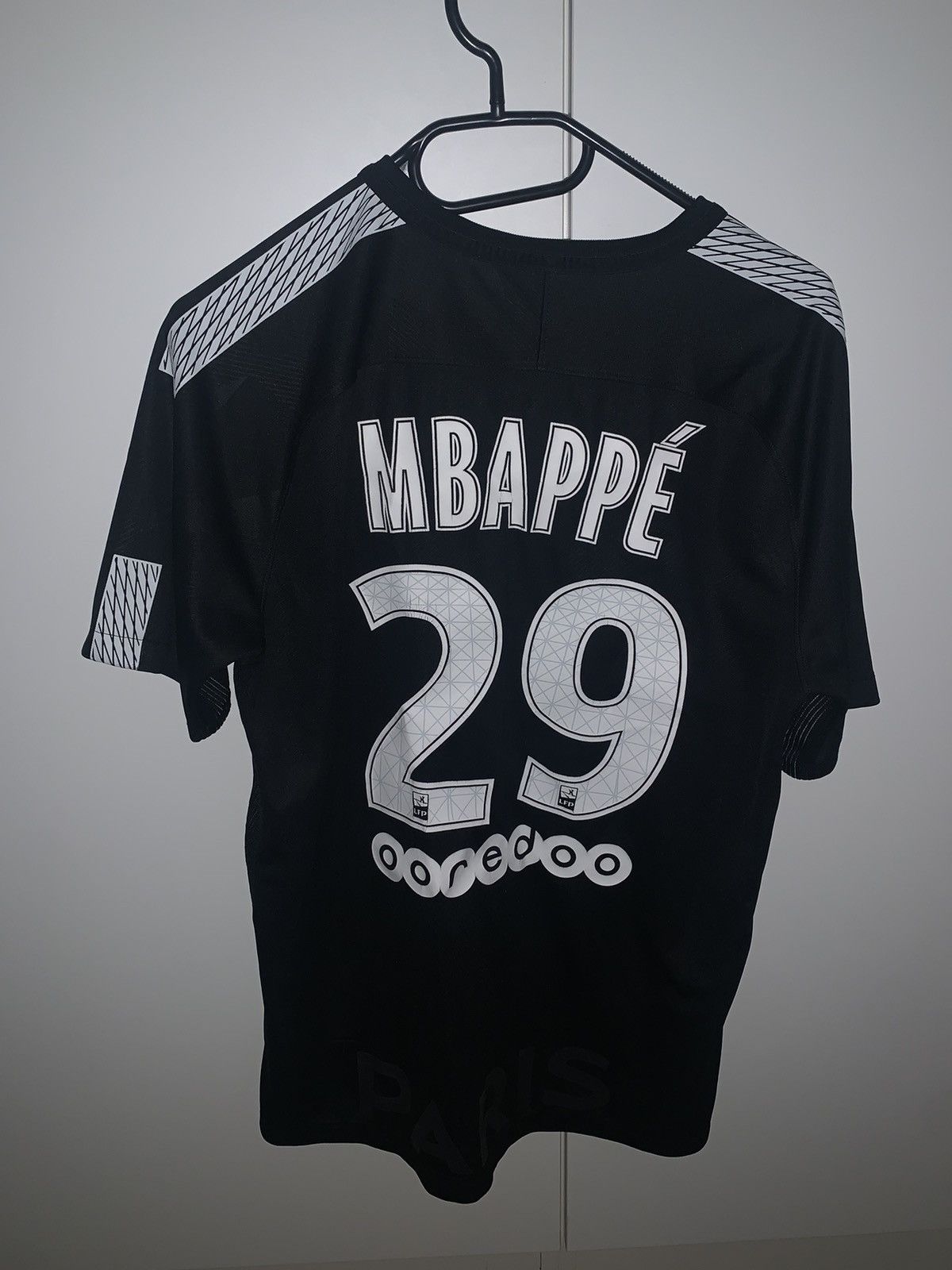 Nike パリ・サンジェルマン MBAPPÉ 29 シャツ 黒 Buy Pre-Owned Paris Saint-Germain Mbappé #29 Third Stadium