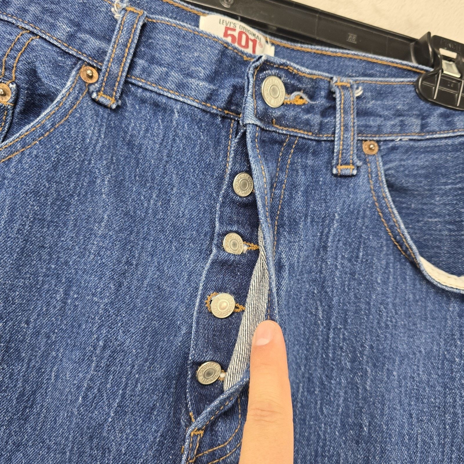 Levi's Vintage Levis 501 Jeans Mens 40x30 (Fits 36x27) Blue USA Y2K Size US 36 / EU 52 - 3 Thumbnail