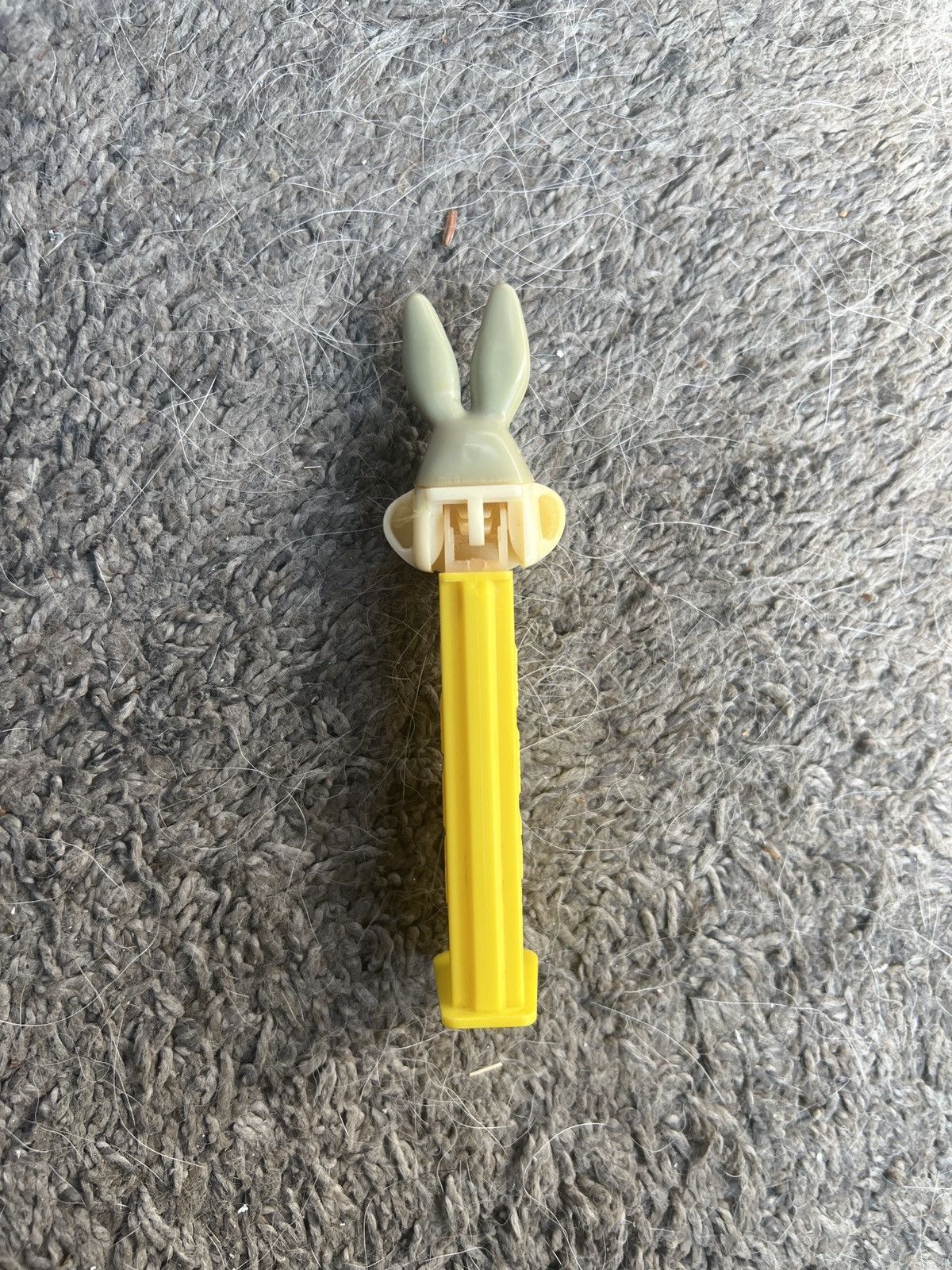 Warner Bros 1993 Warner Bros. Bugs Bunny Pez Dispenser Size ONE SIZE - 5 Thumbnail
