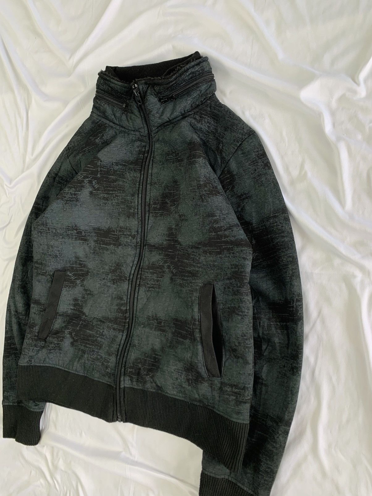 Tornado Mart Tornado mart inspired cut&sew era raton laveur zipsweat sher Size US M / EU 48-50 / 2 - 2 Thumbnail