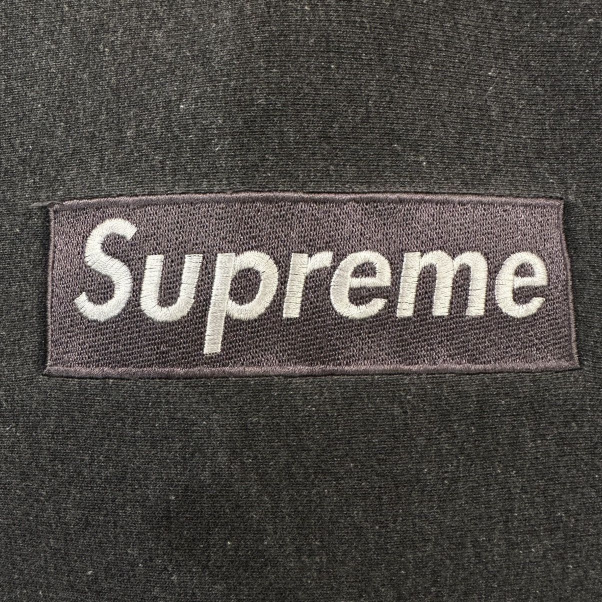 Supreme 2001 Dark Grey Box Logo Hoodie Size US L / EU 52-54 / 3 - 2 Thumbnail