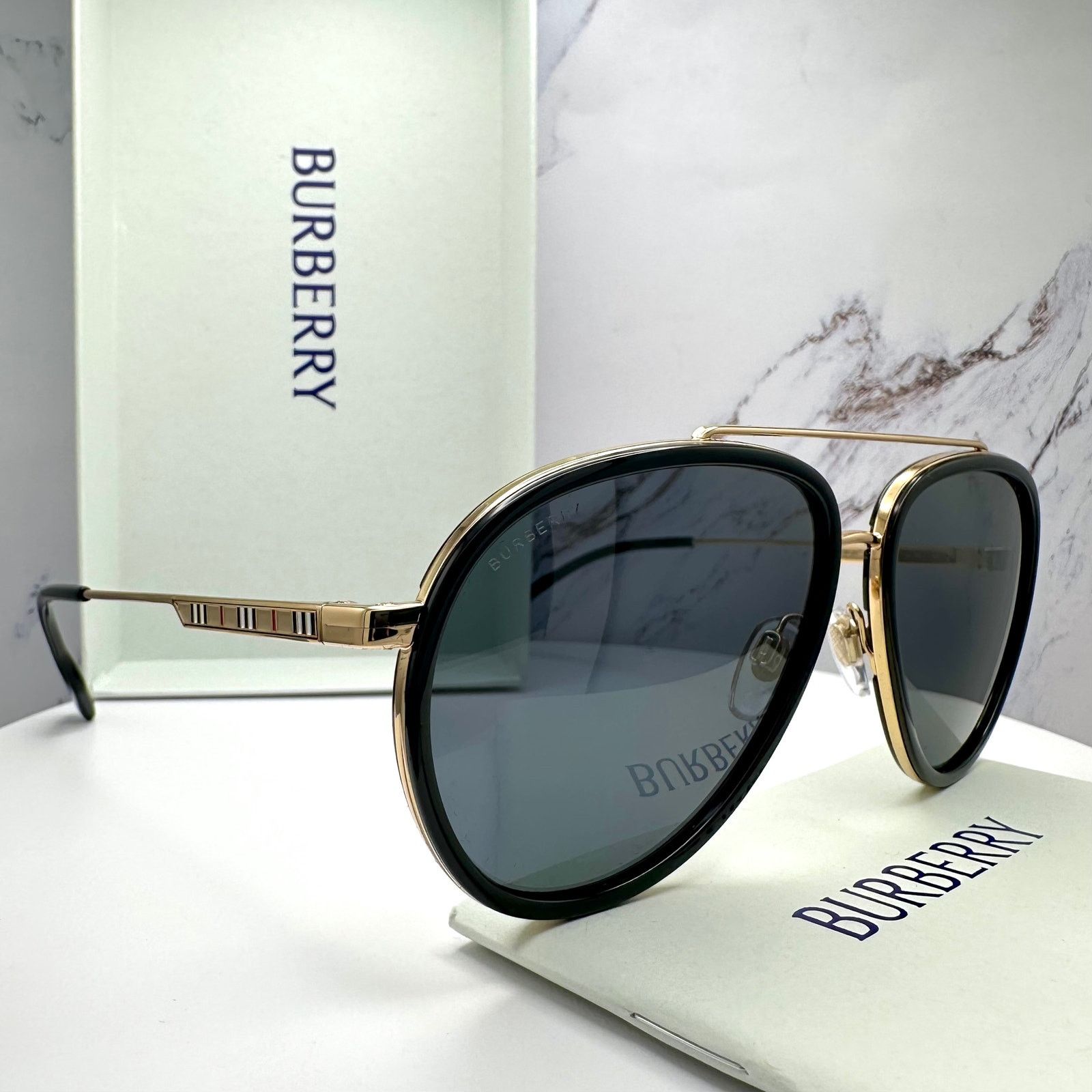 Burberry New Burberry Sunglasses Polarized Gold Black Aviator Size ONE SIZE - 20 Thumbnail