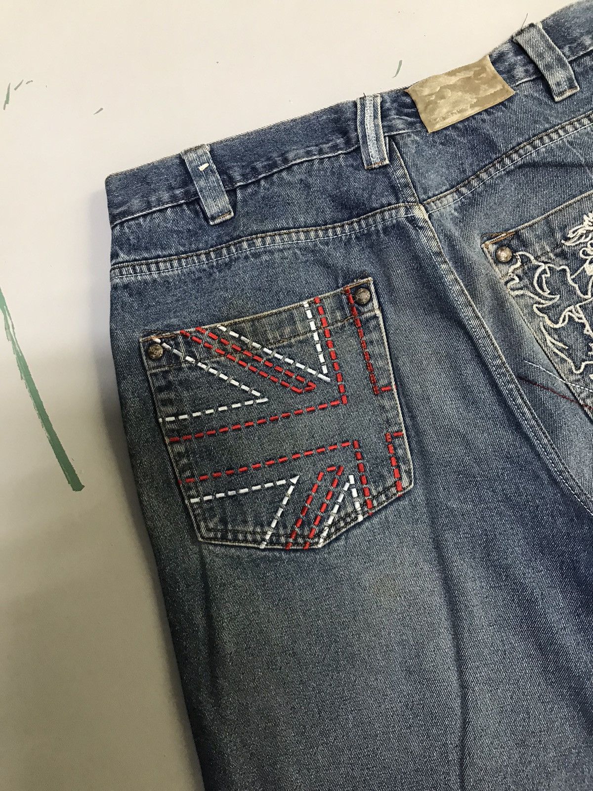 Coogi Vintage coogi embroidered denim jort Size US 36 / EU 52 - 11 Thumbnail