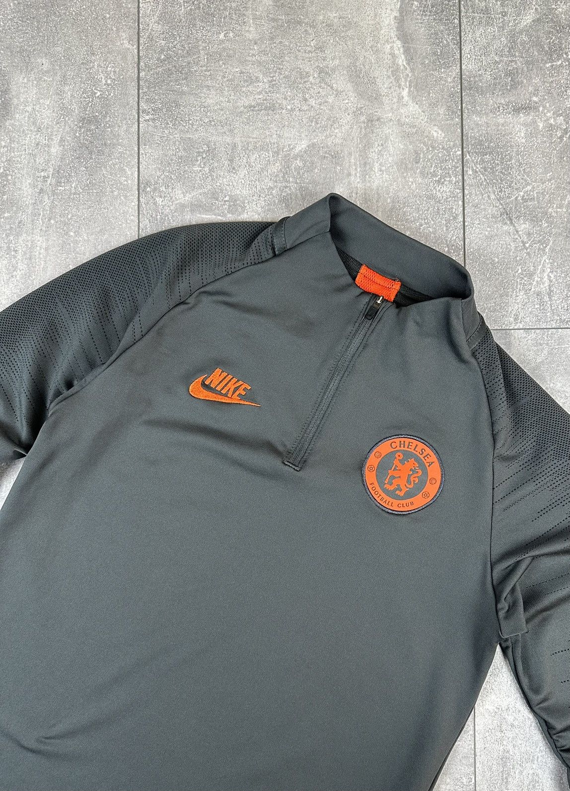 Nike Nike Chelsea Fc Silver 1/3 Zip Training Soccer Sweatshit Size US S / EU 44-46 / 1 - 4 Thumbnail
