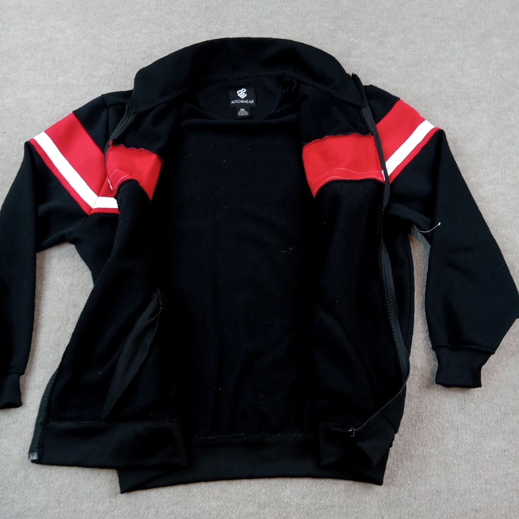 Rocawear Rocawear Sweatshirt Mens 3XL Black Full Zip Mock Neck Zip Pocket Casual - Mens 3XL Rocawear Sweatshirt Full Zip Black Mock Neck Pocket Decade? Size US XXL / EU 58 / 5 - 5 Thumbnail