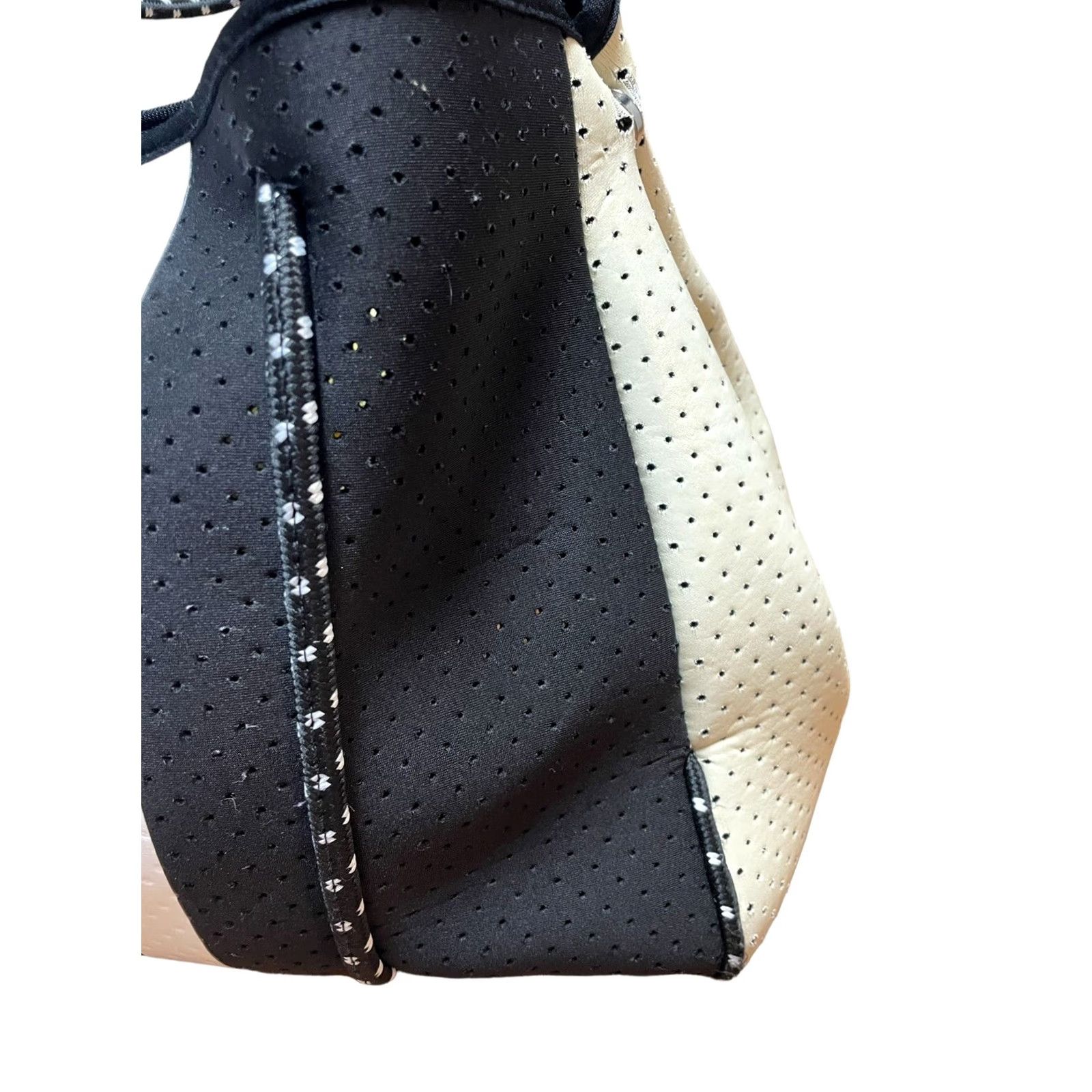 Parker Parker & Hyde Neoprene Tote Bag Black/White Women's Purse Shoulder/Handbag's Tote Bag 90s Womens Size ONE SIZE - 4 Thumbnail