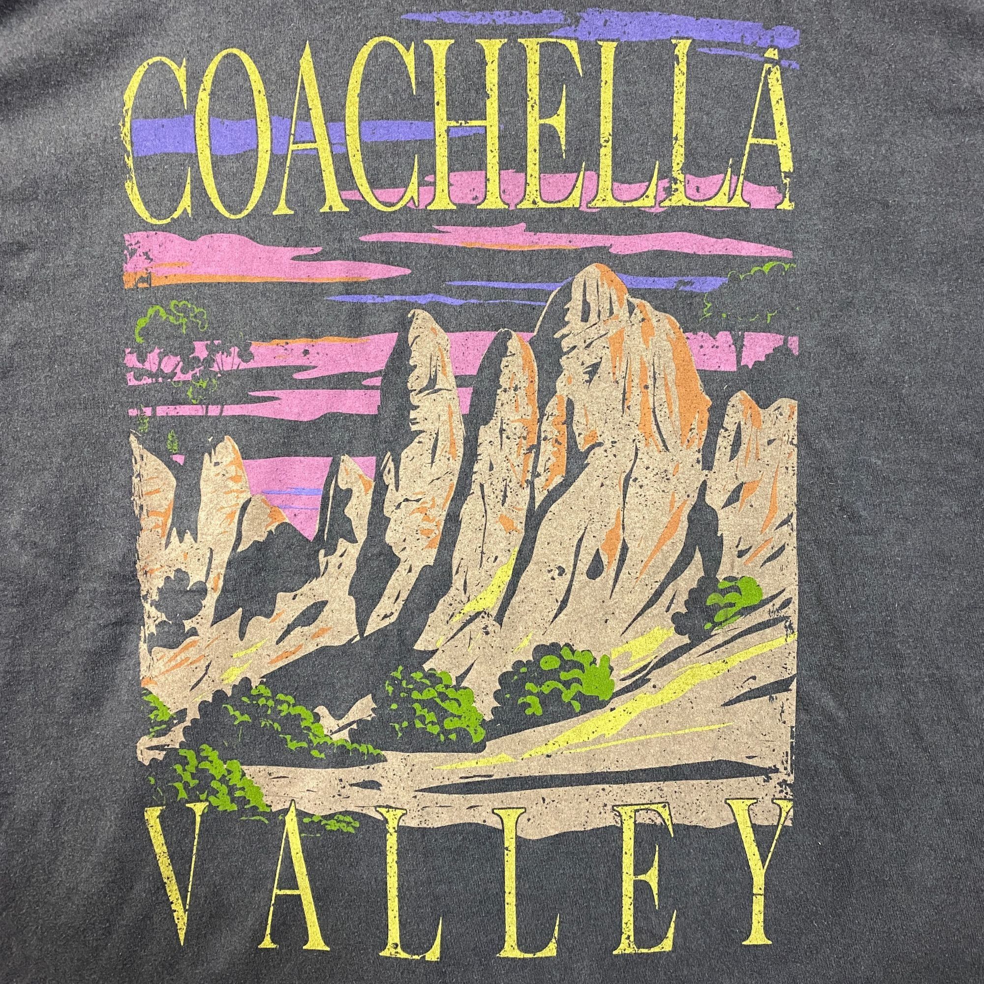 Coachella Coachella Valley Vintage-Style Graphic Design T-Shirt 2XL Size US XXL / EU 58 / 5 - 2 Thumbnail